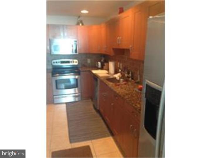 WATERFRONT SQUARE - Residential Lease