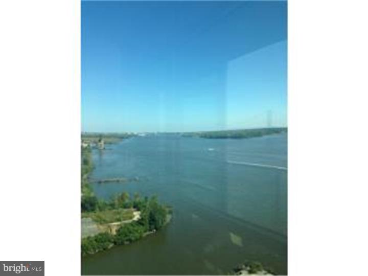 WATERFRONT SQUARE - Residential Lease