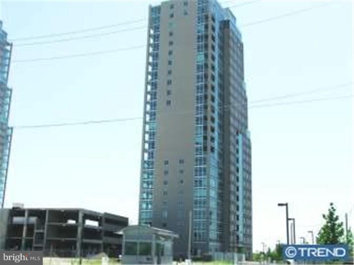 WATERFRONT SQUARE - Residential Lease