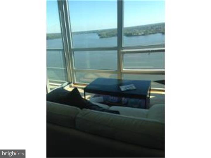 WATERFRONT SQUARE - Residential Lease