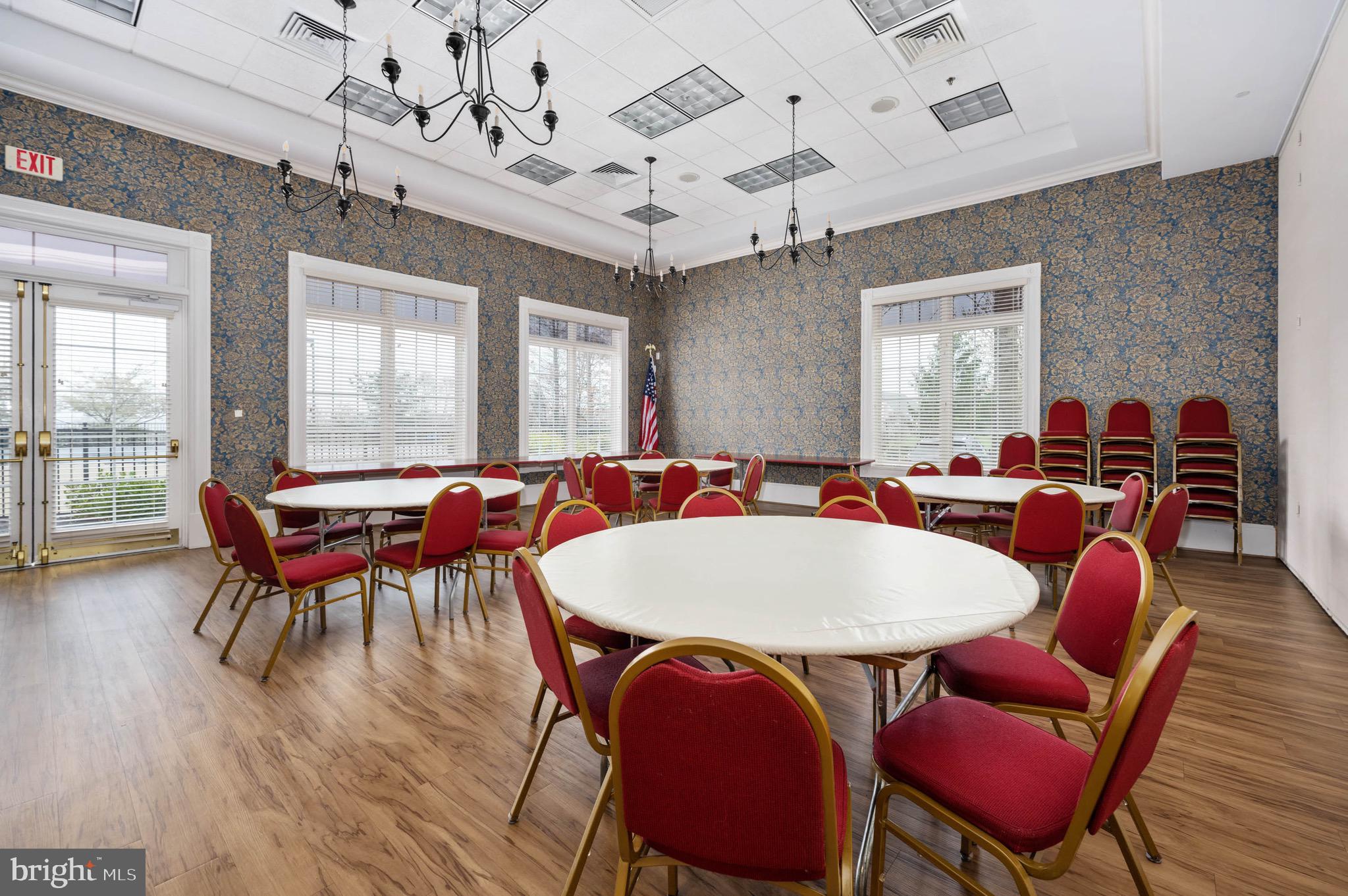 FALLS RUN - Residential