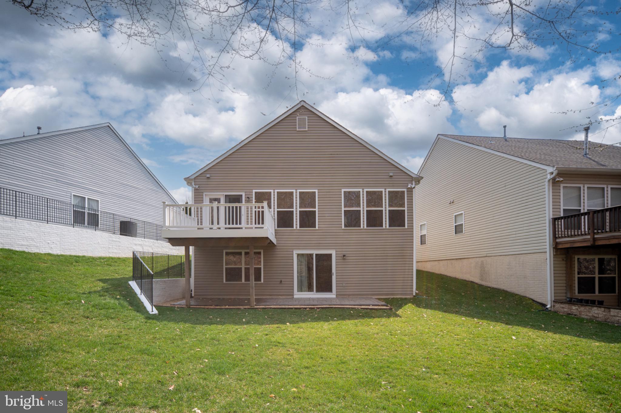 FALLS RUN - Residential