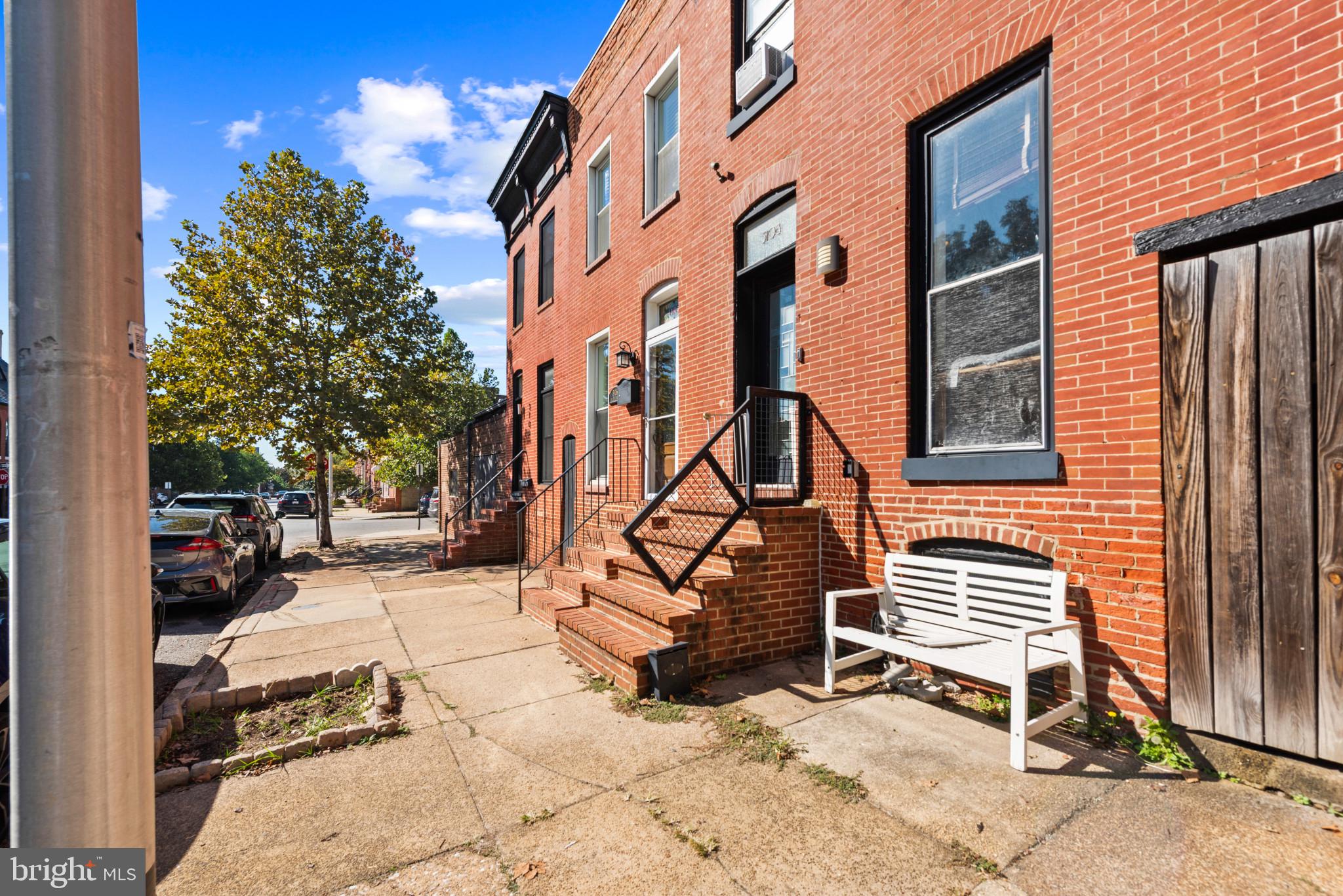 3106 DILLON STREET