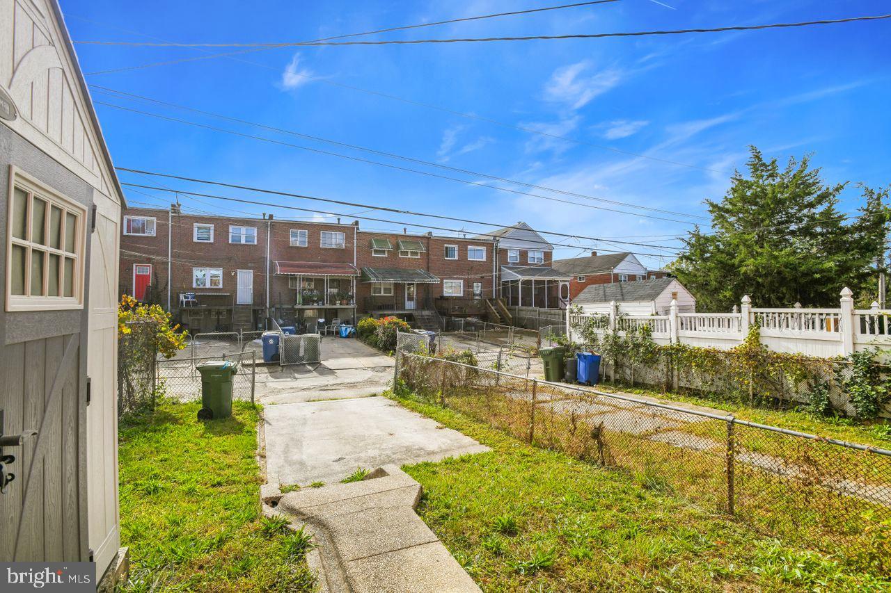 PARKSIDE - Residential