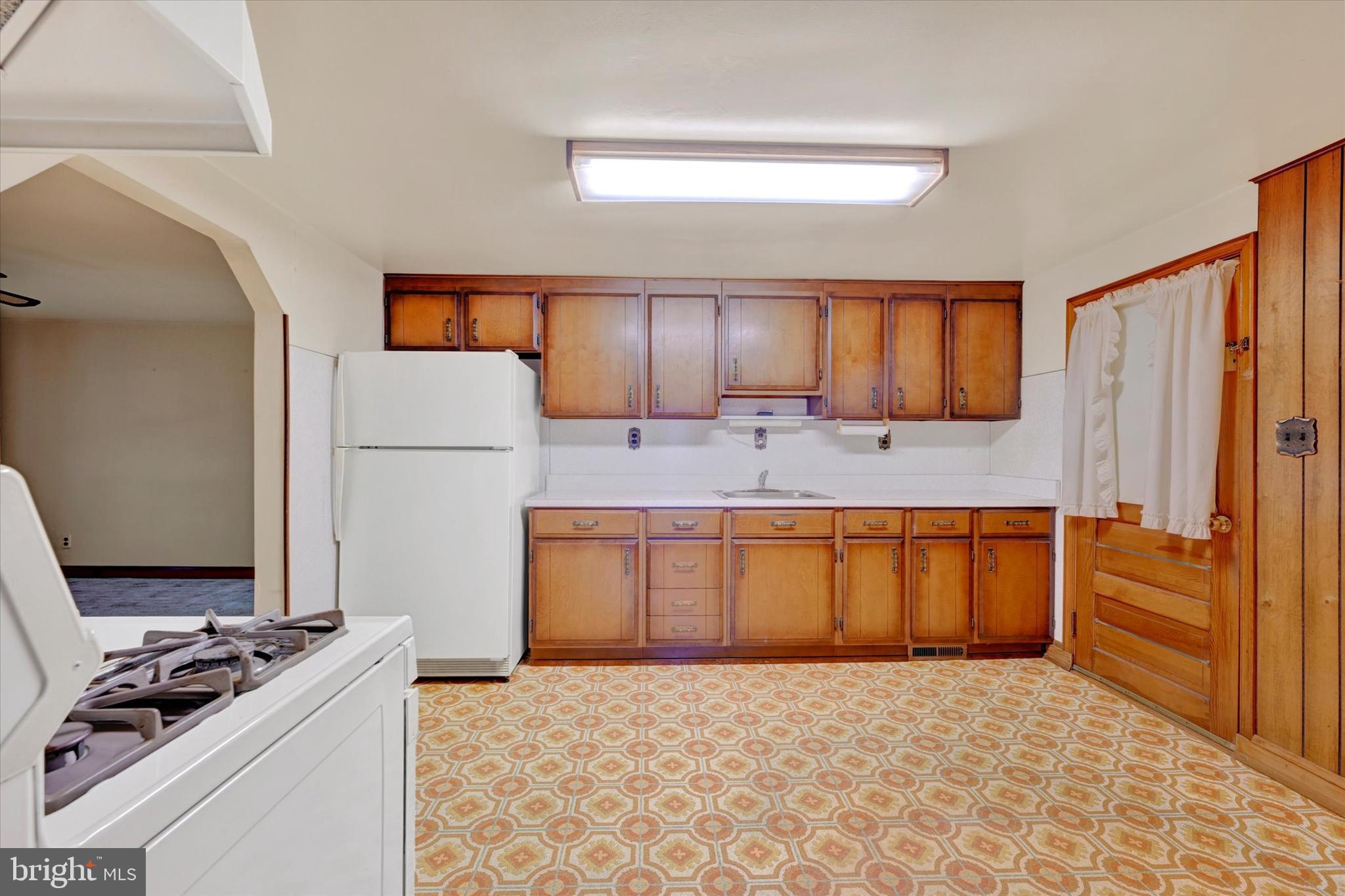 KINGSVILLE - Residential