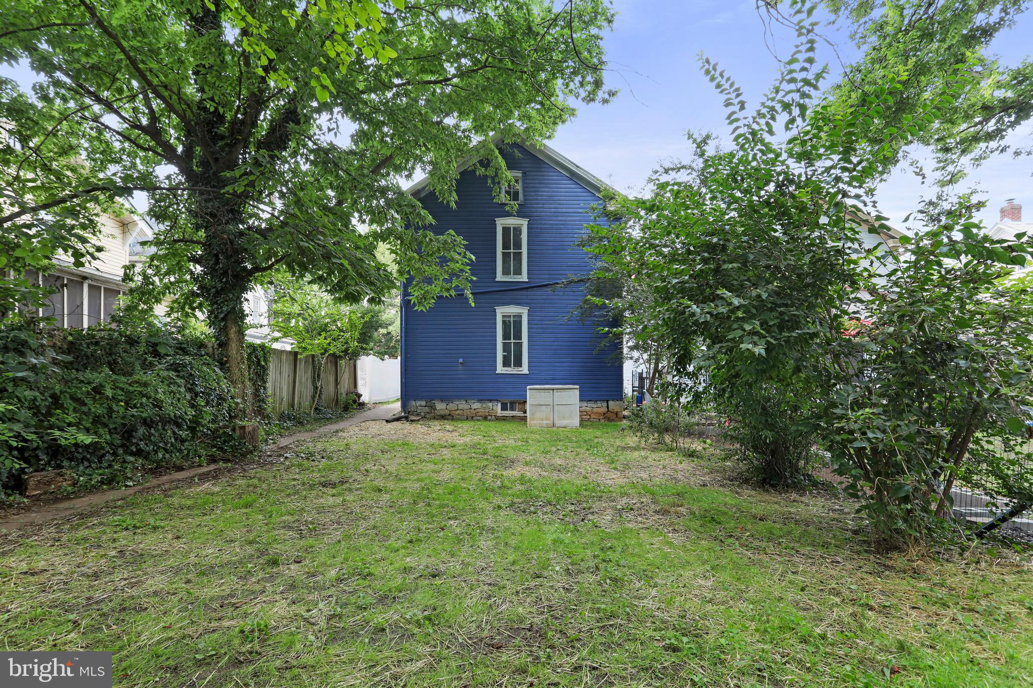 MARTINSBURG CITY - Residential