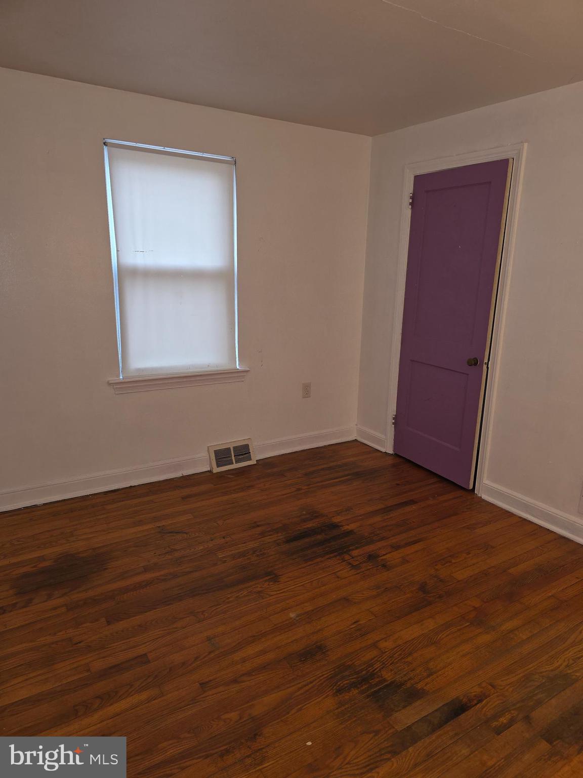 SILVERBROOK - Residential