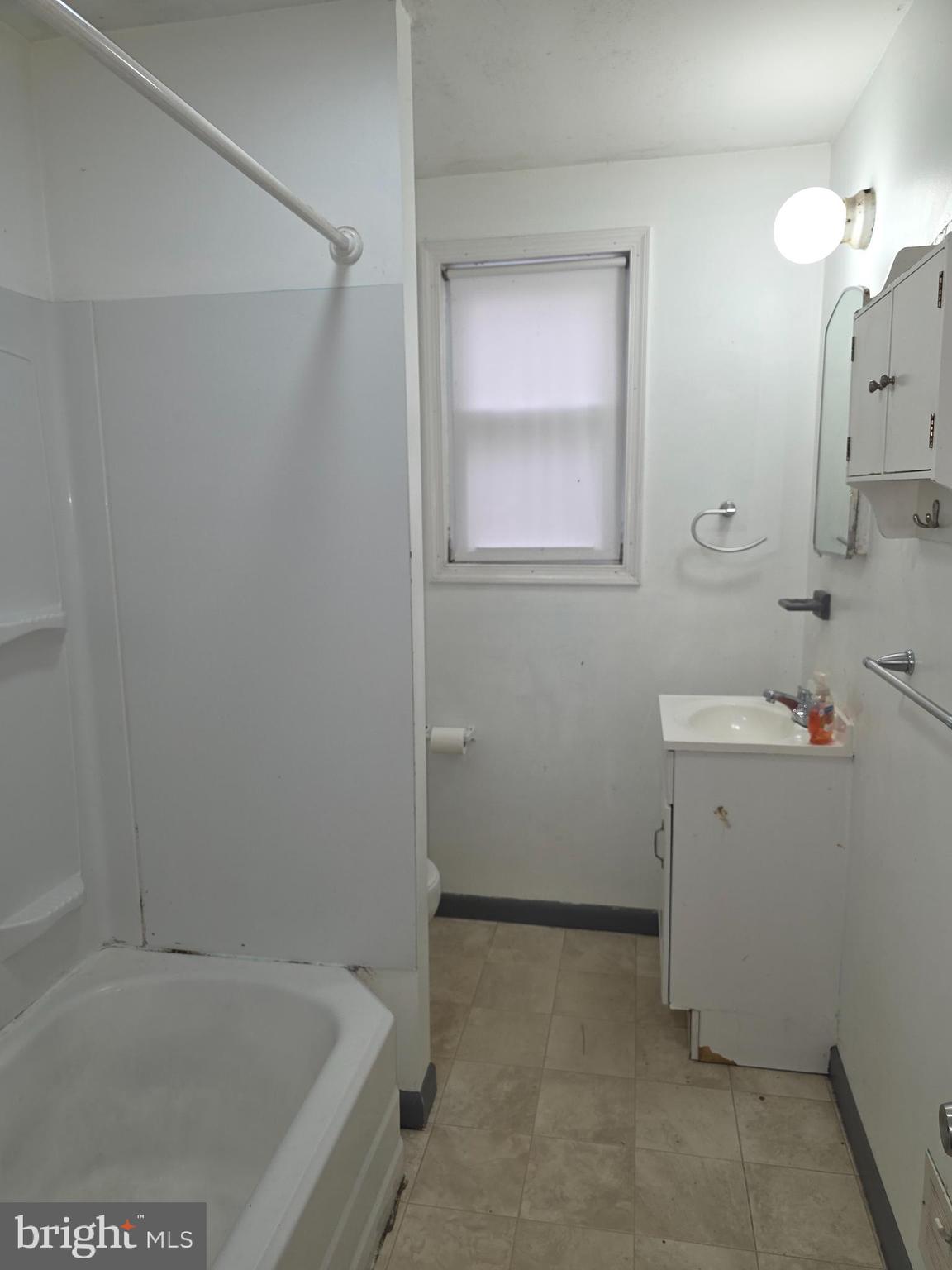 SILVERBROOK - Residential