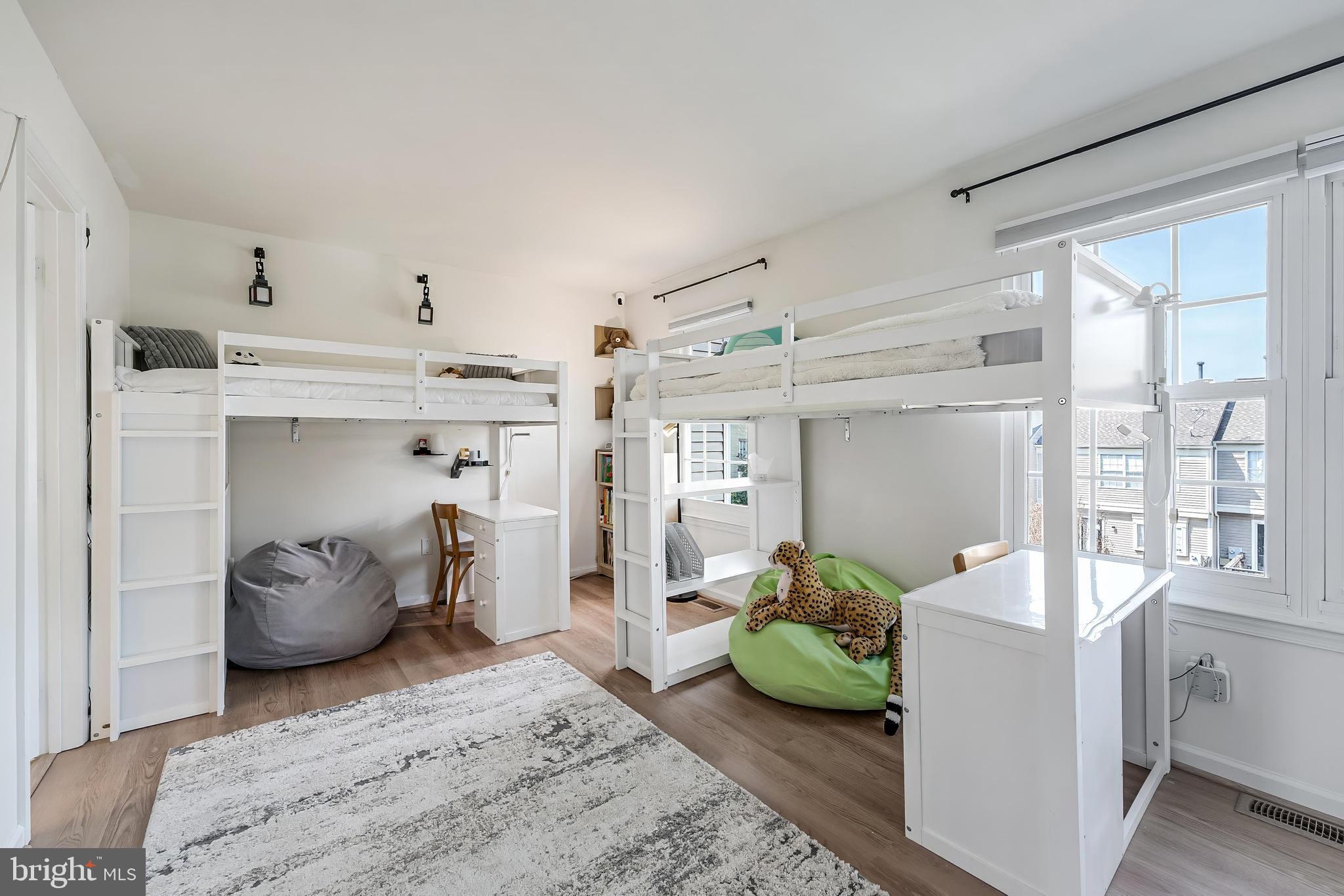 EXETER - Residential