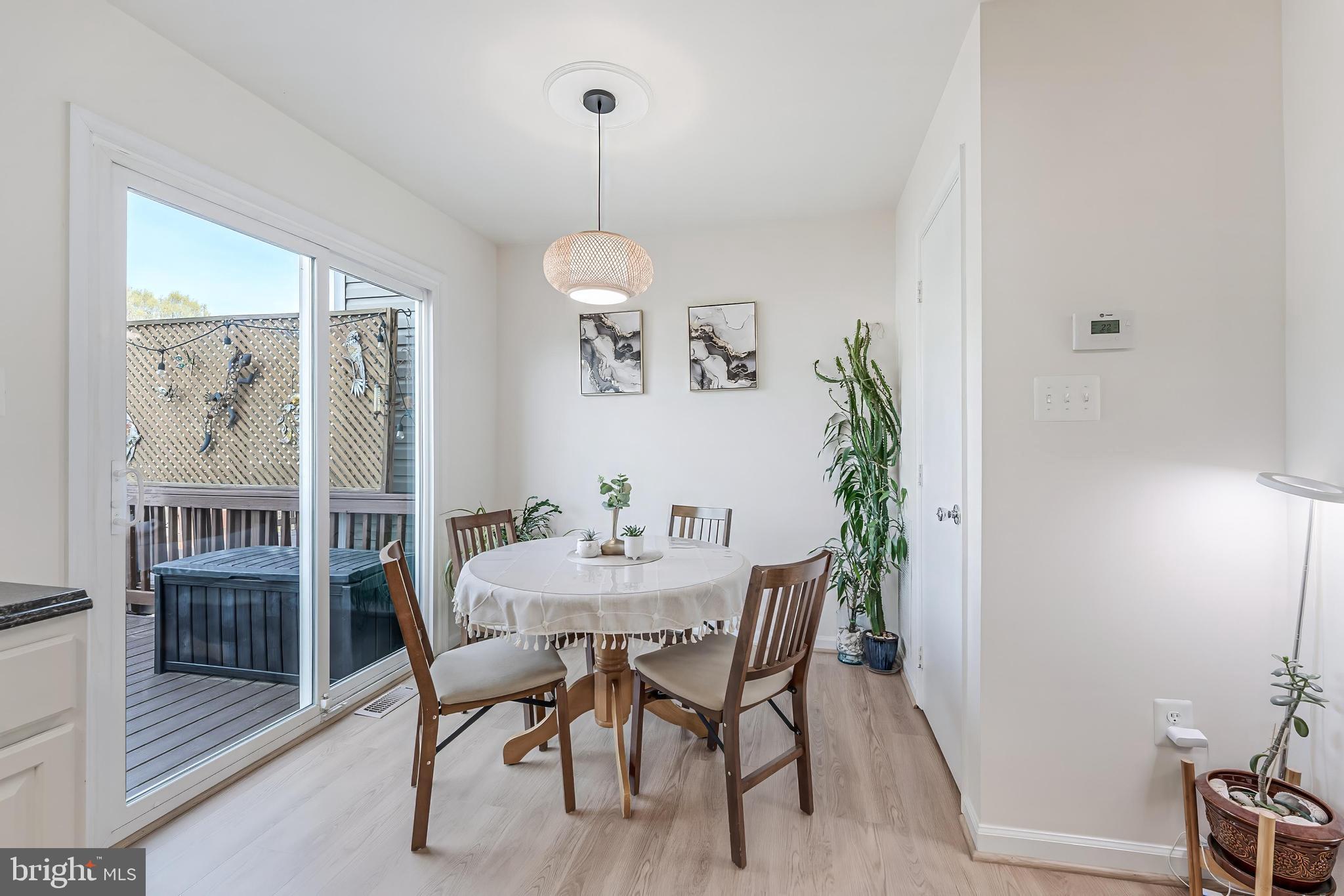 EXETER - Residential