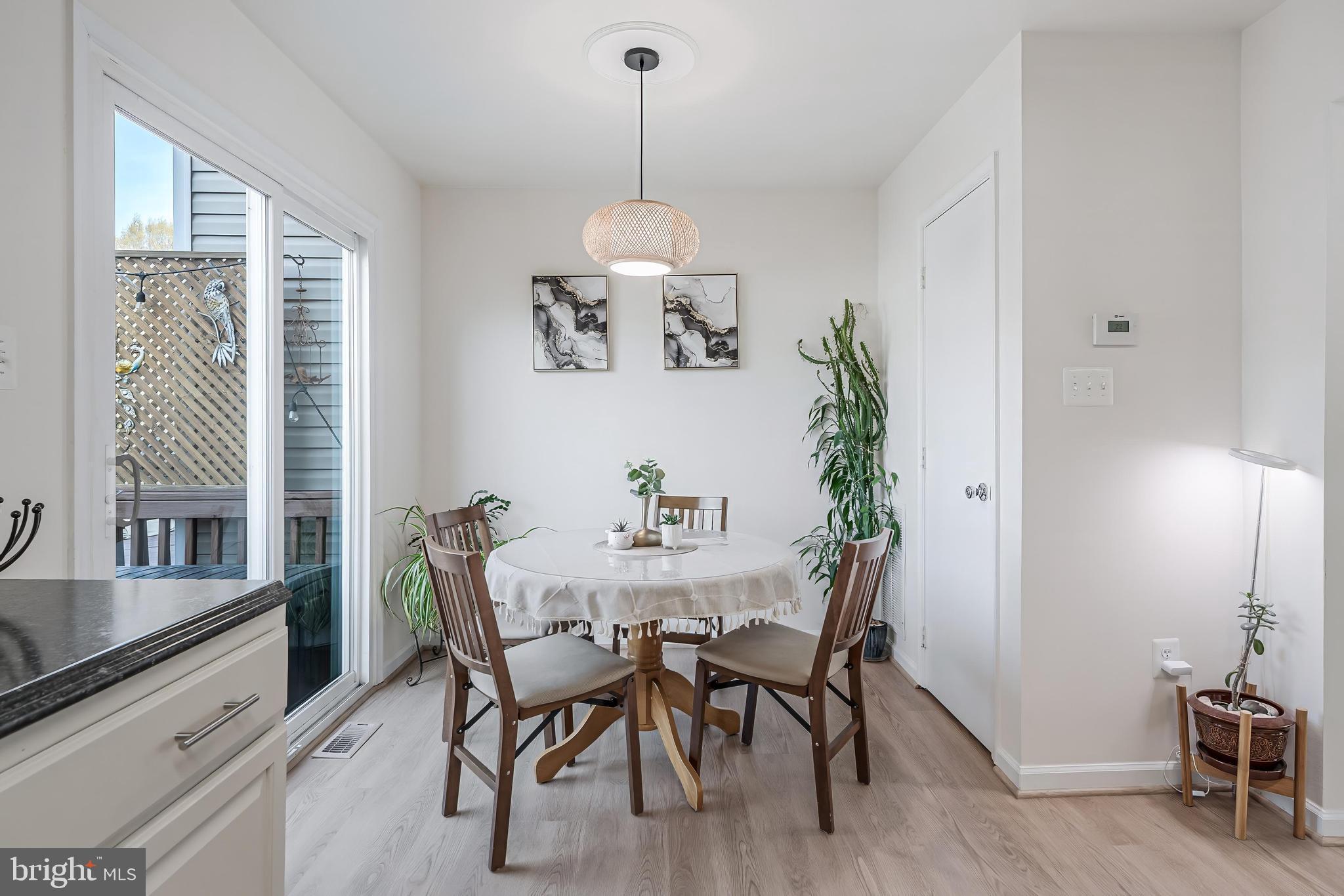 EXETER - Residential