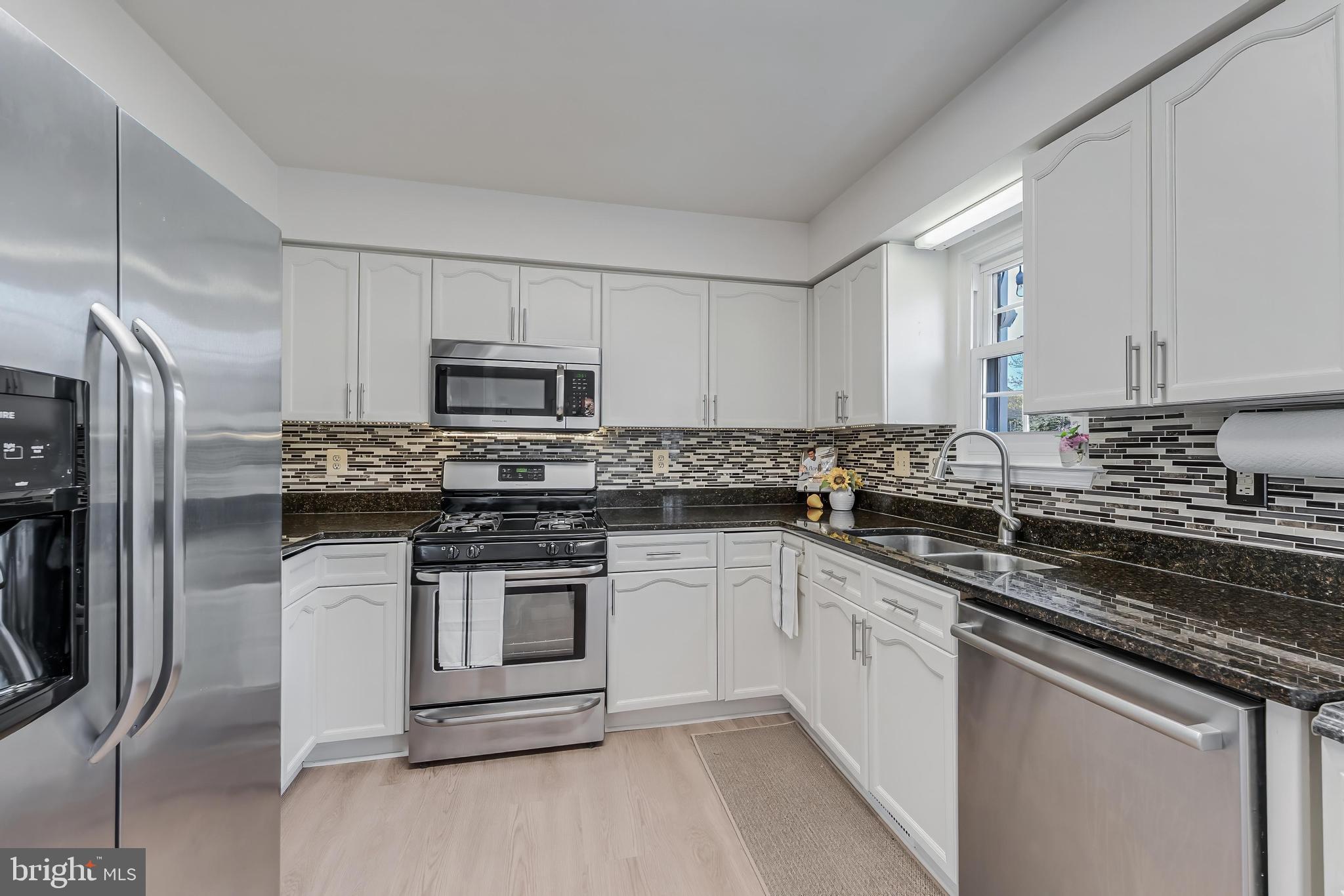 EXETER - Residential