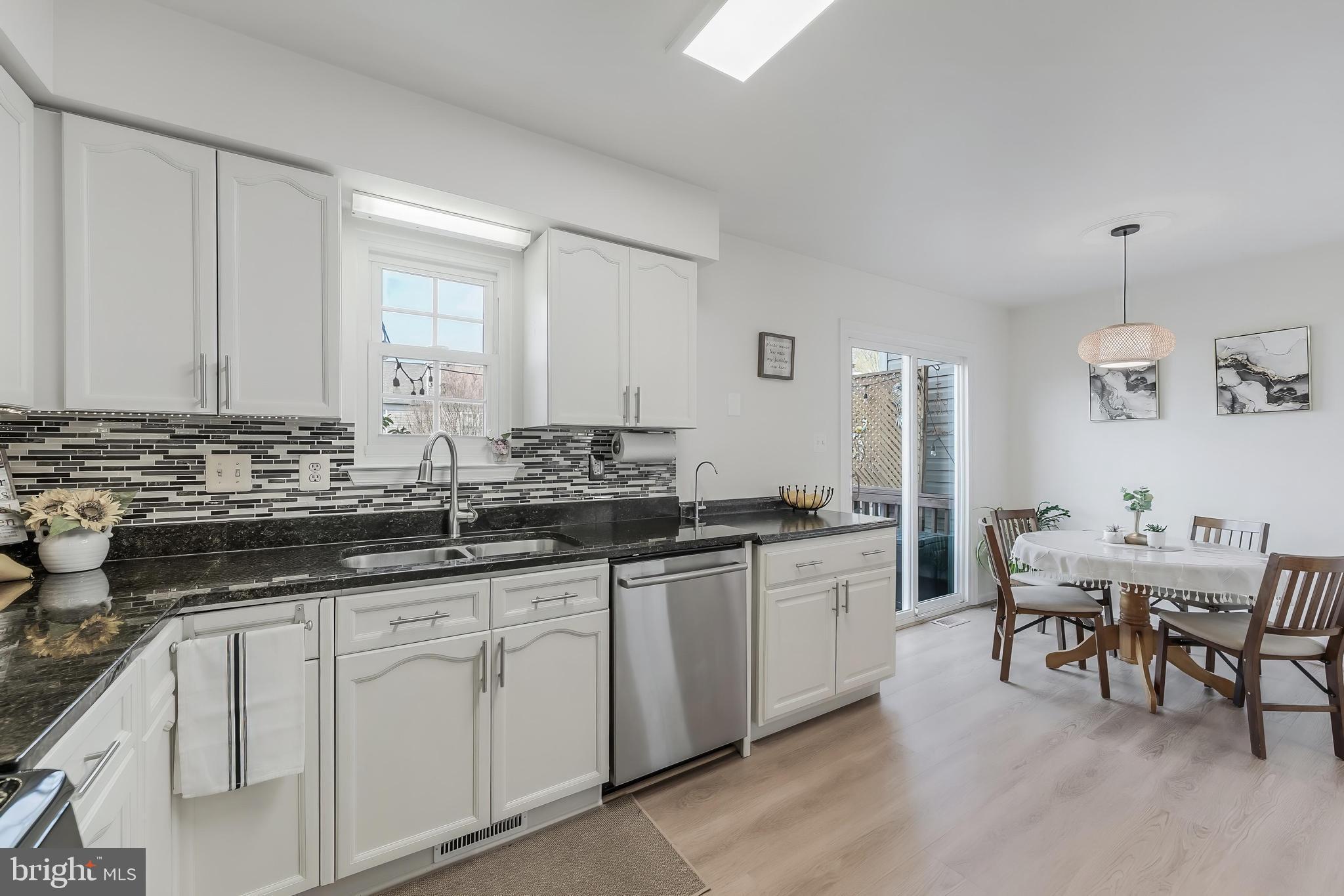 EXETER - Residential