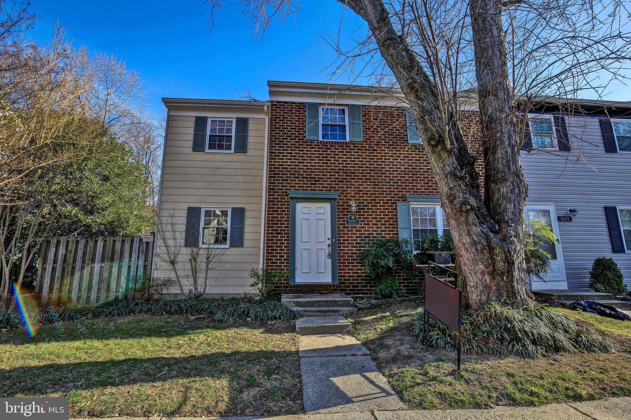 CROFTON MEADOWS - Residential