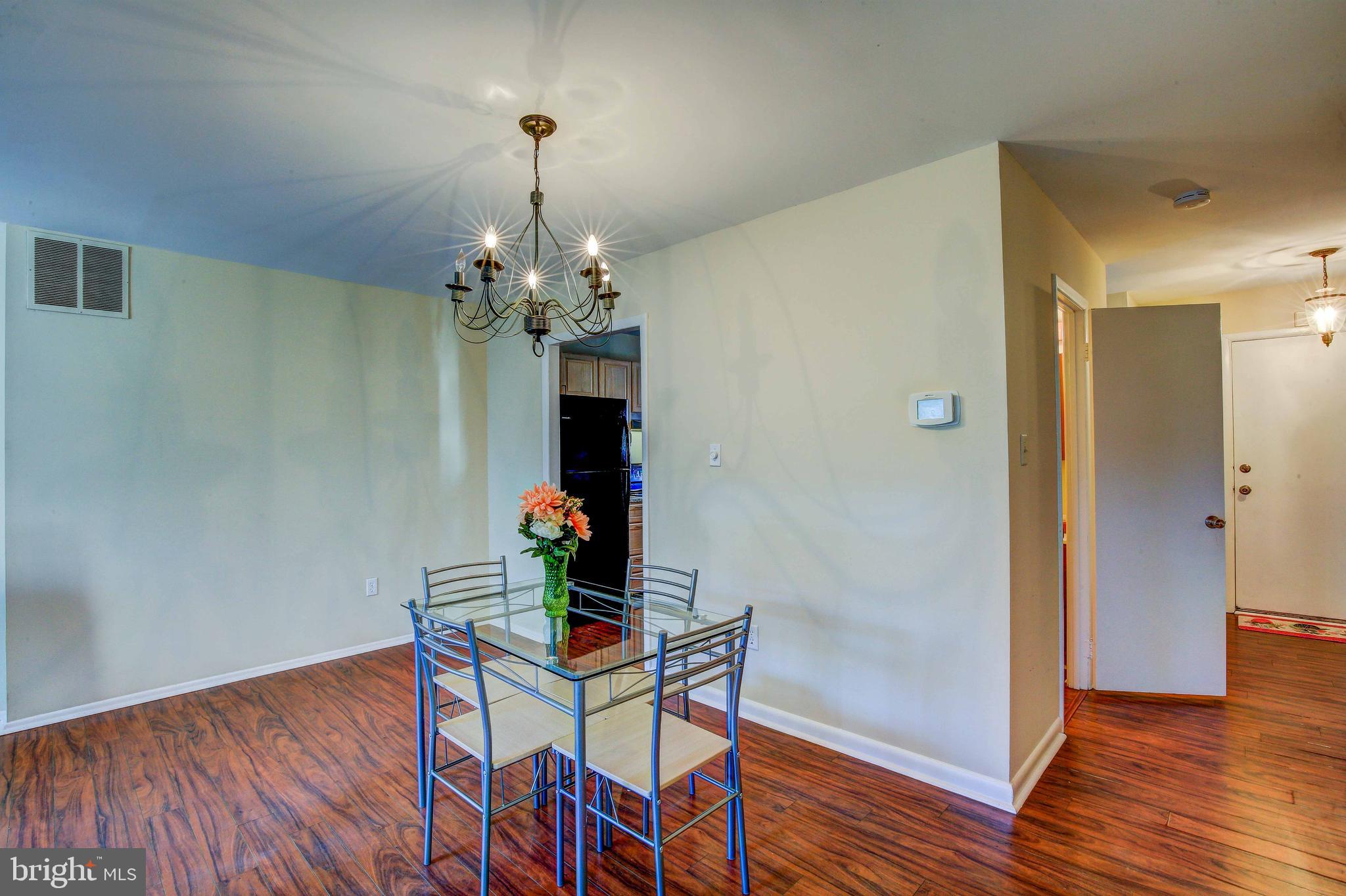 CROFTON MEADOWS - Residential