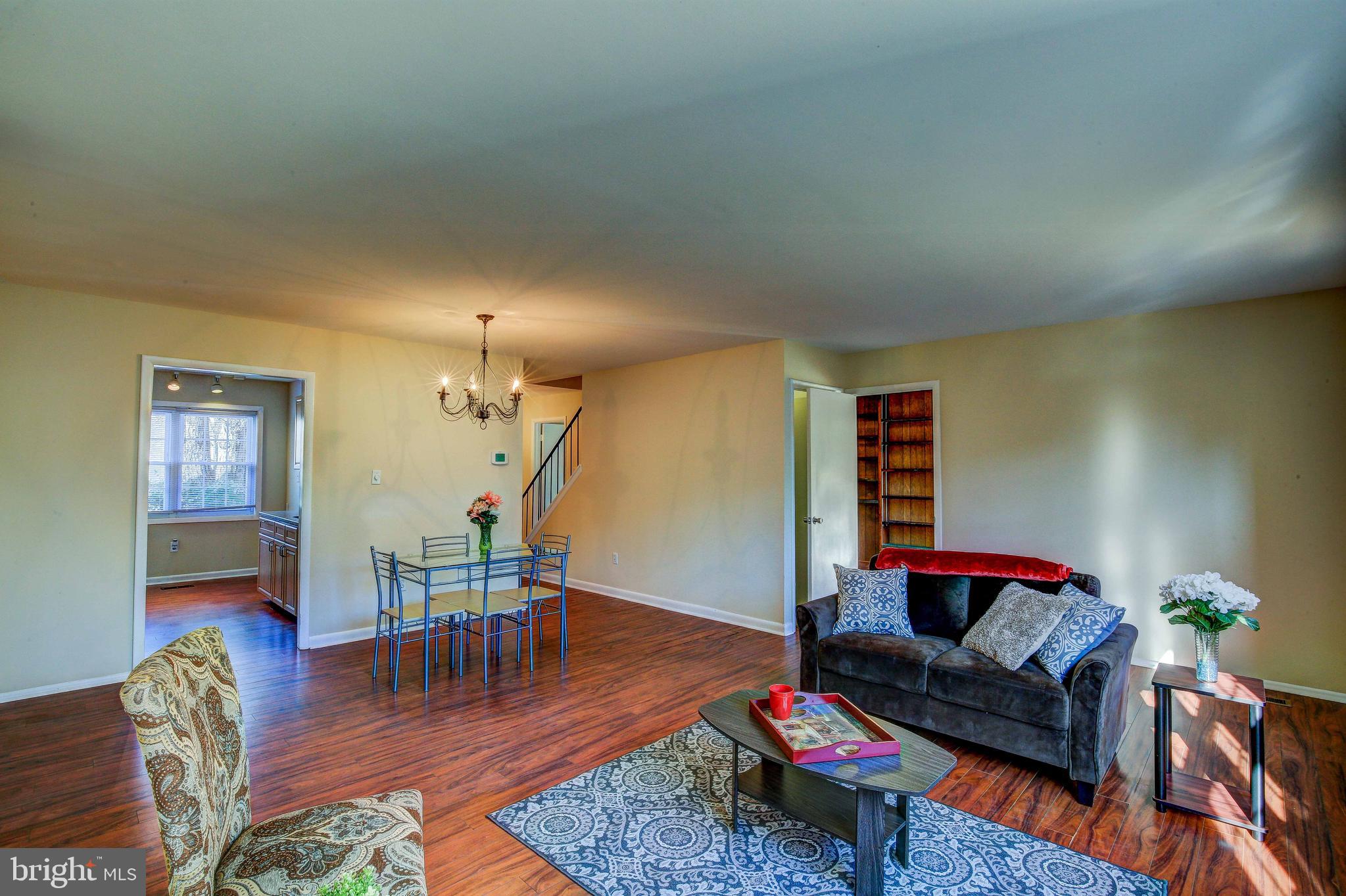 CROFTON MEADOWS - Residential