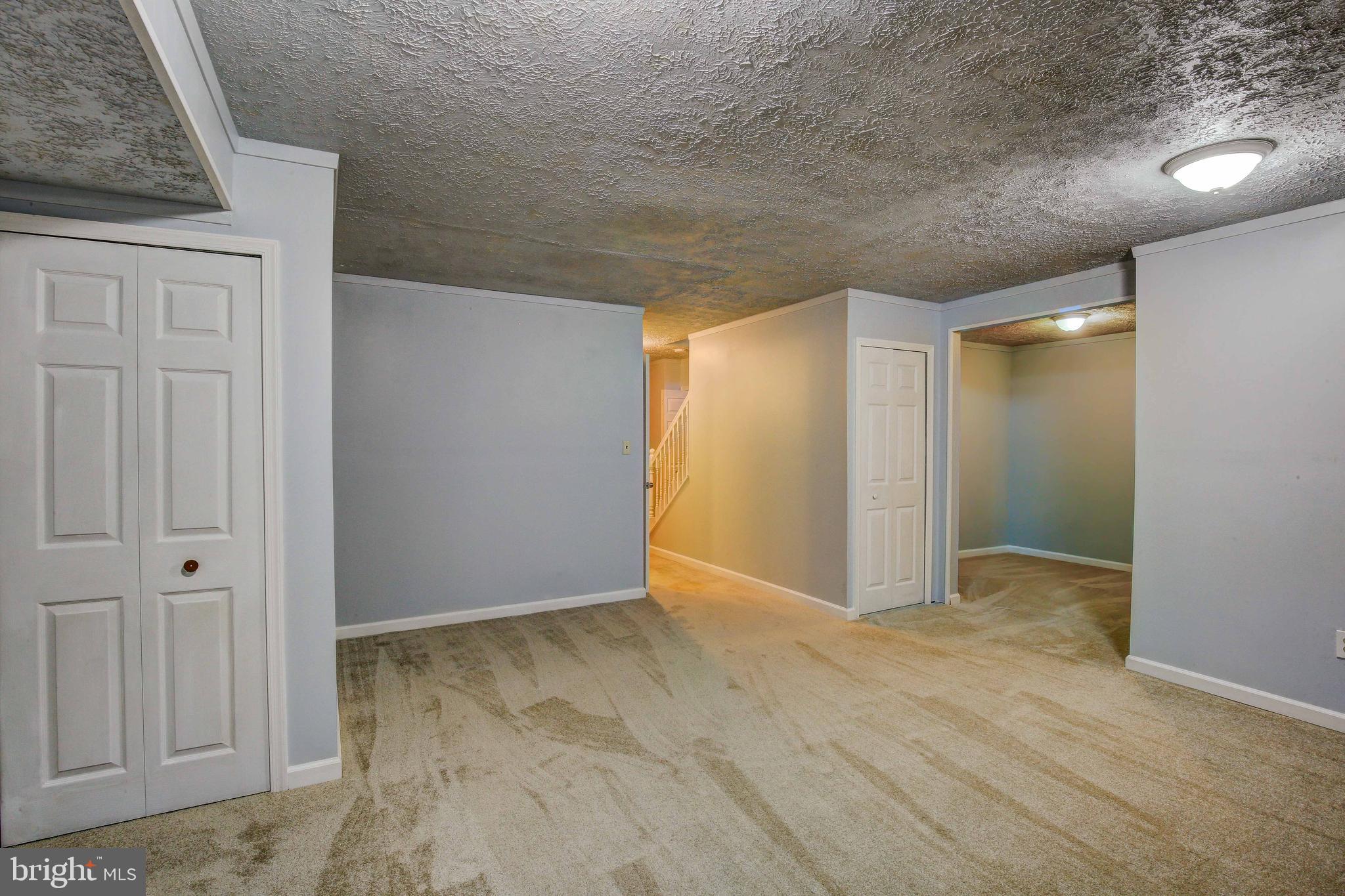 CROFTON MEADOWS - Residential