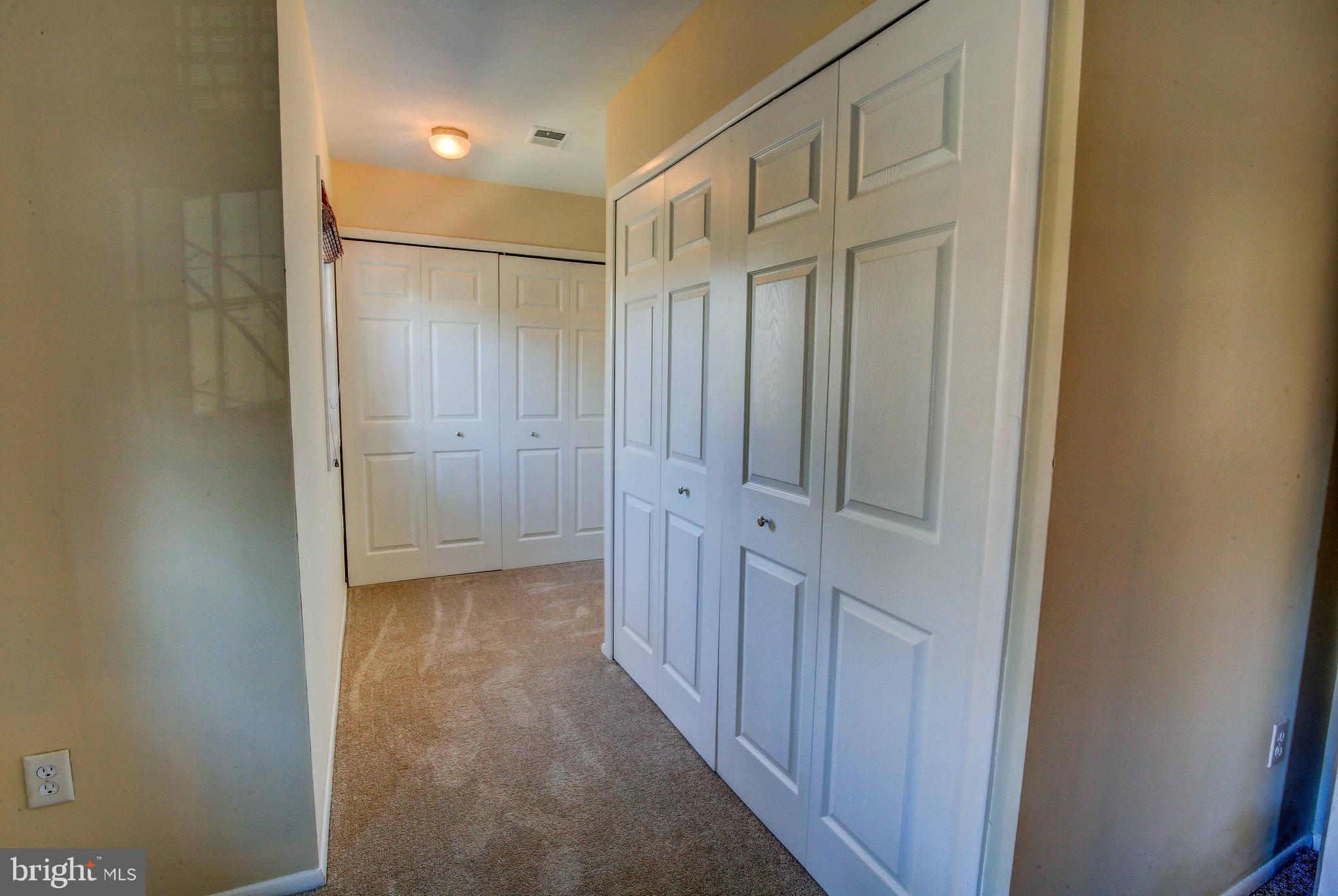 CROFTON MEADOWS - Residential