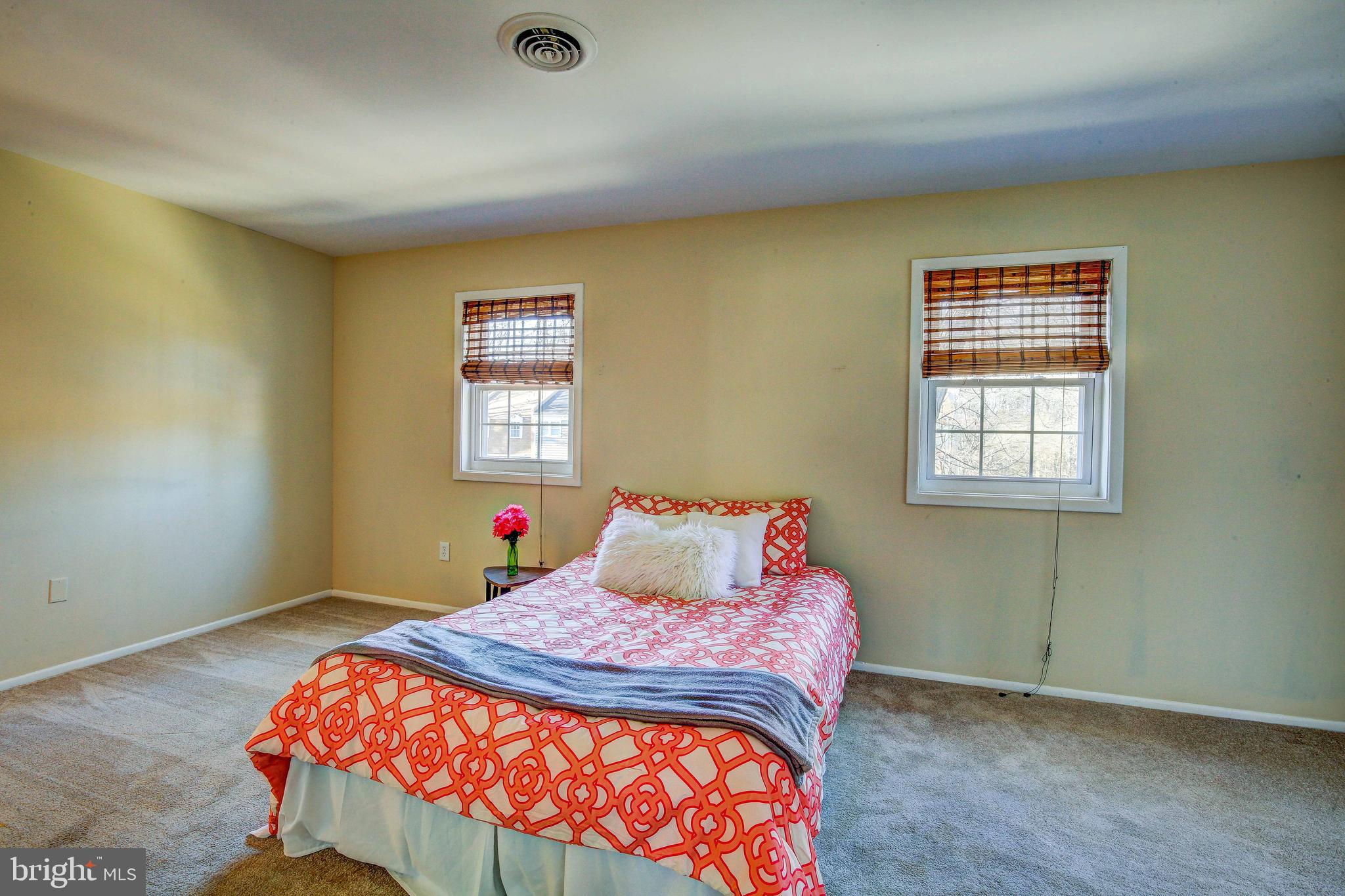 CROFTON MEADOWS - Residential