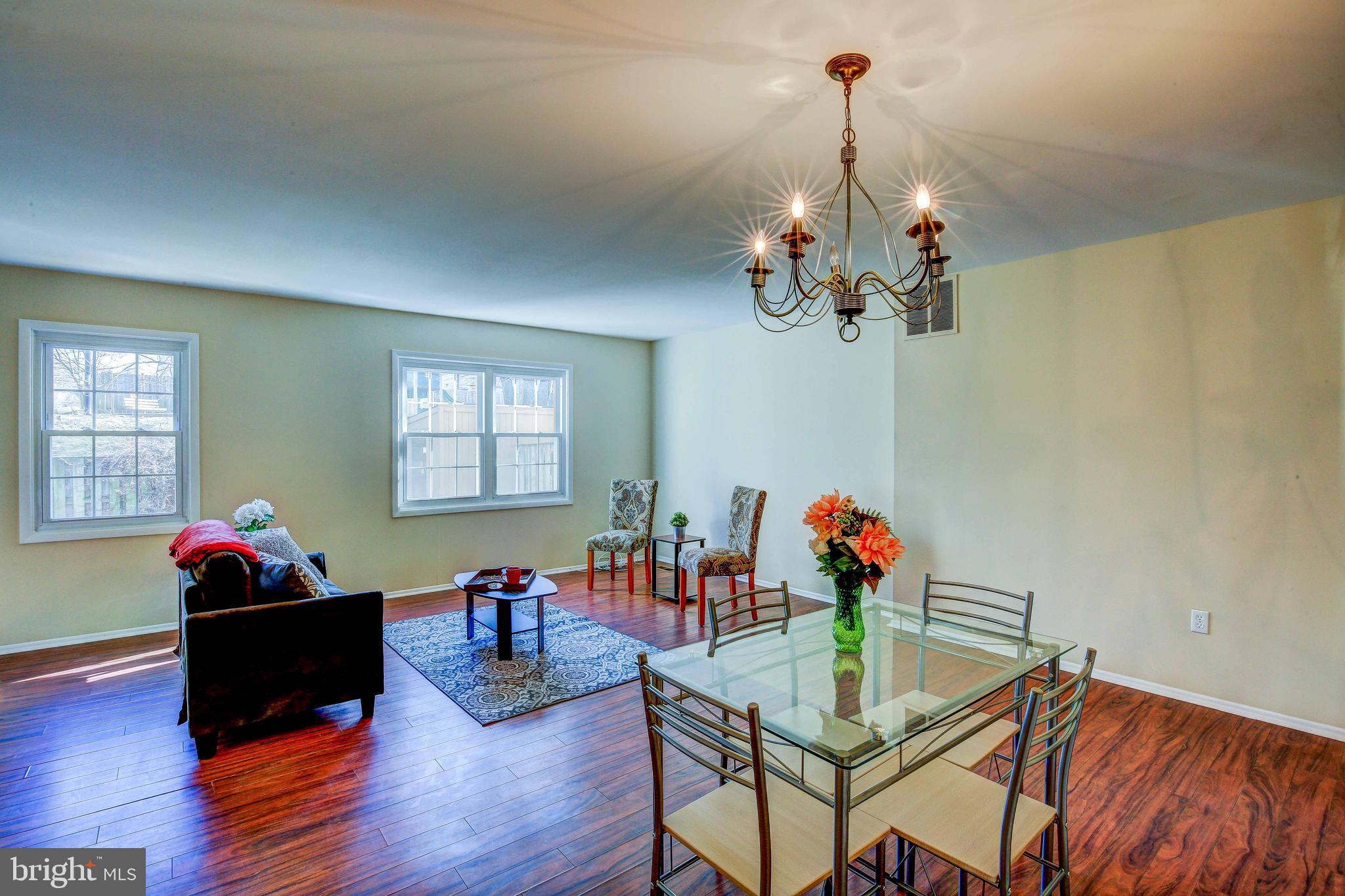 CROFTON MEADOWS - Residential