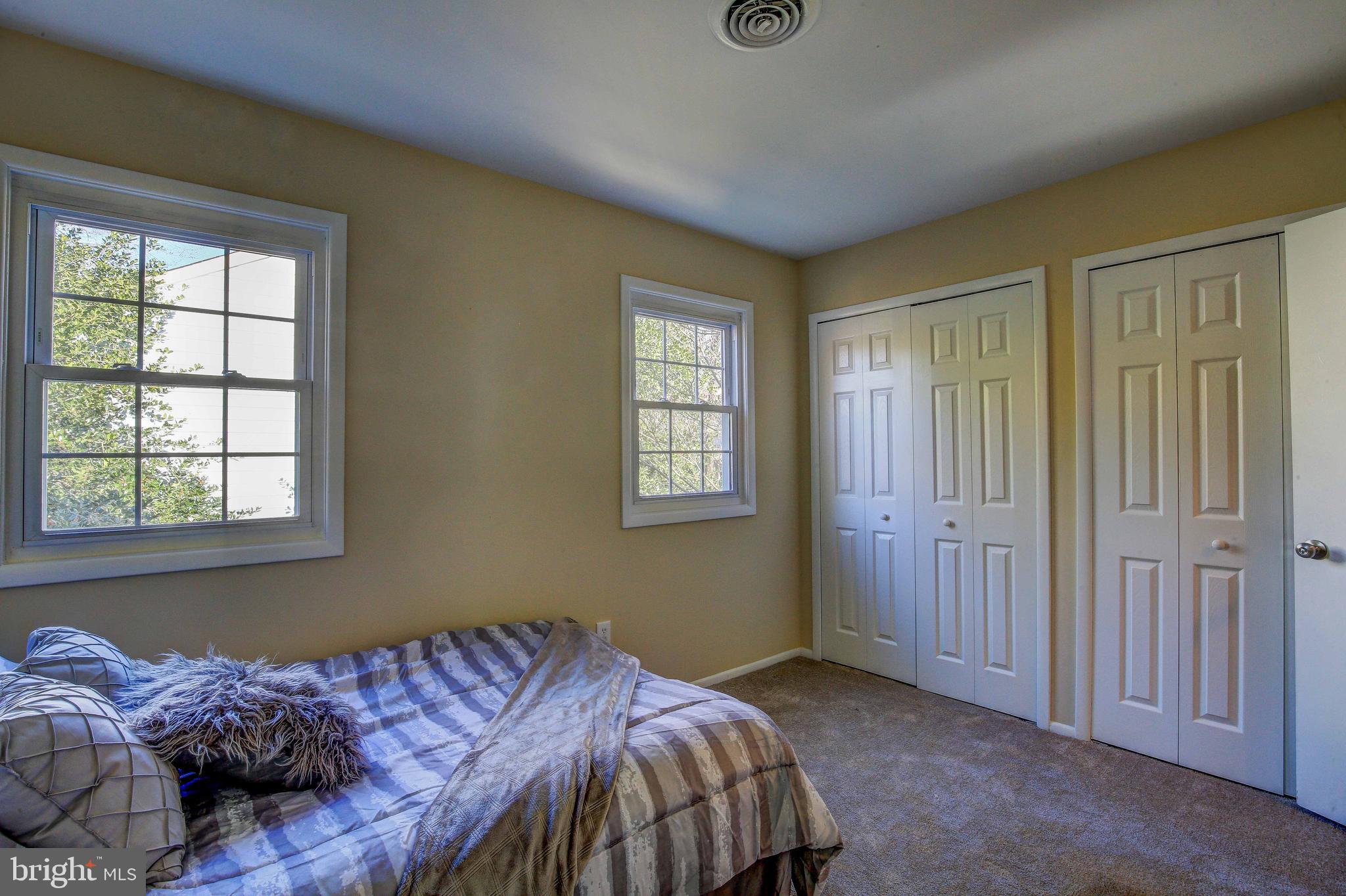 CROFTON MEADOWS - Residential