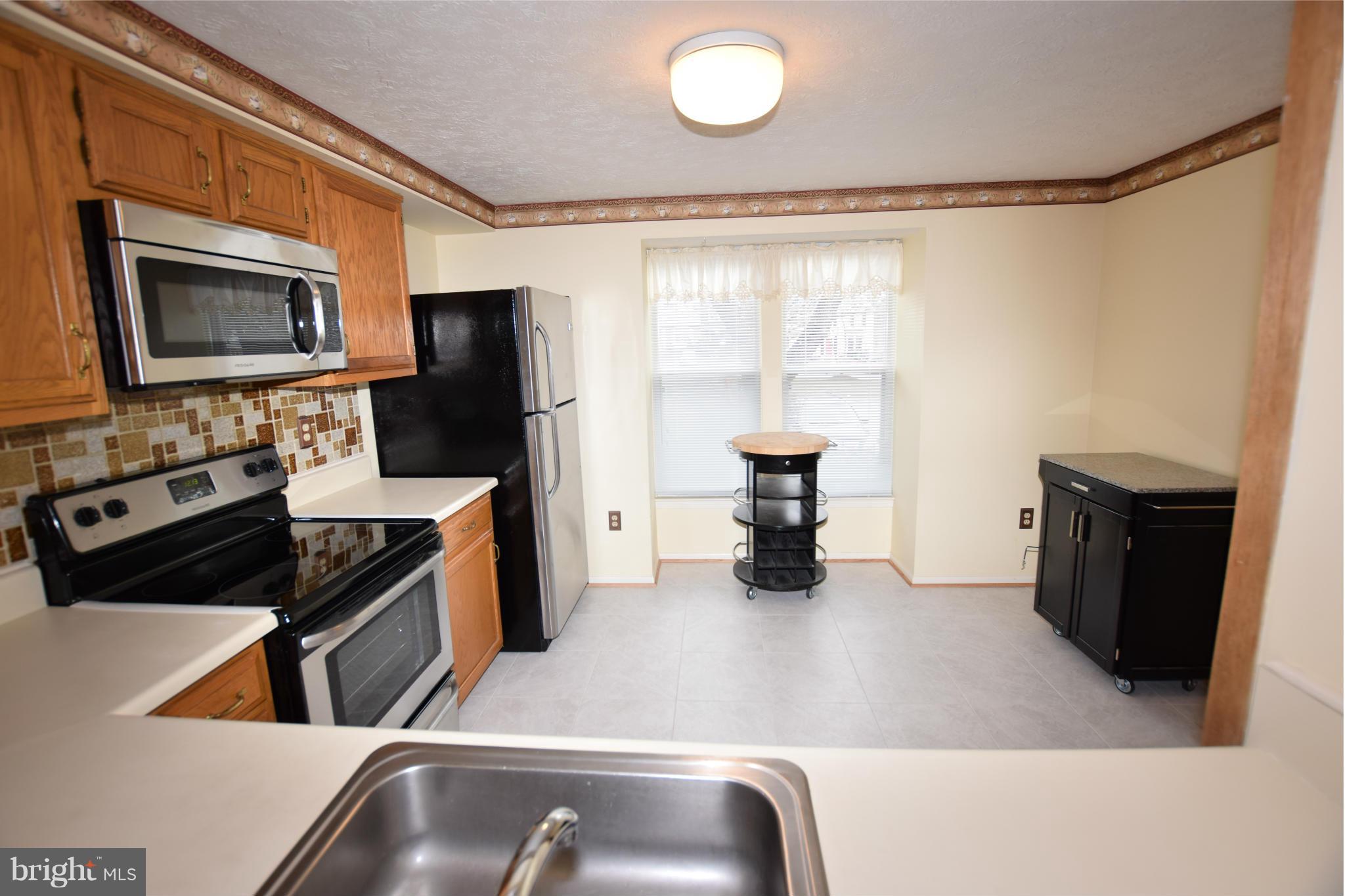 VILLAGE OF HICKORY RIDGE - Residential