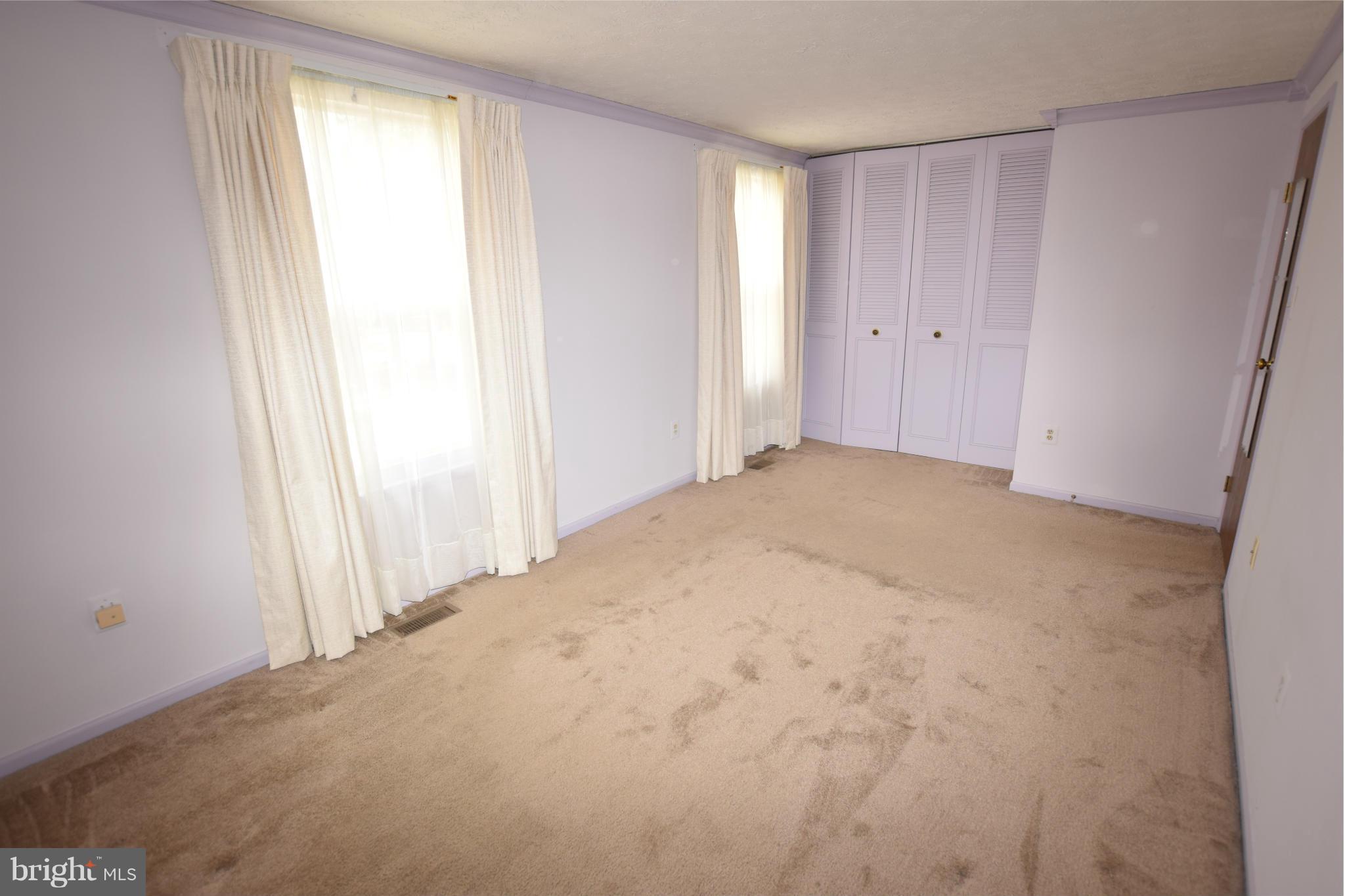 VILLAGE OF HICKORY RIDGE - Residential