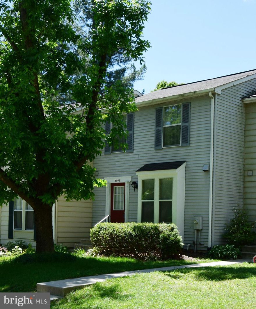 FANTASTIC VALUE IN CLARYS FOREST! NEAT AS A PIN. BRIGHT KIT W/UPDATED APPL. LIVING ROOM OPENS TO PRIV DECK OVERLOOKING OPEN SPACE. NEW CARPET. 3 BRs UPPER LEVEL & LARGE FULL BATH. FIN. LOWER LEVEL WITH HALF BATH-COULD BE FULL-SPACE TO ADD SHOWER. LAUNDRY ROOM/WASHER & DRYER & PLENTY OF STORAGE SPACE. REC ROOM WITH LEVEL W/O TO PATIO. BATH ON EVERY LEVEL. GREAT LOCATION IN THE HEART OF COLUMBIA!