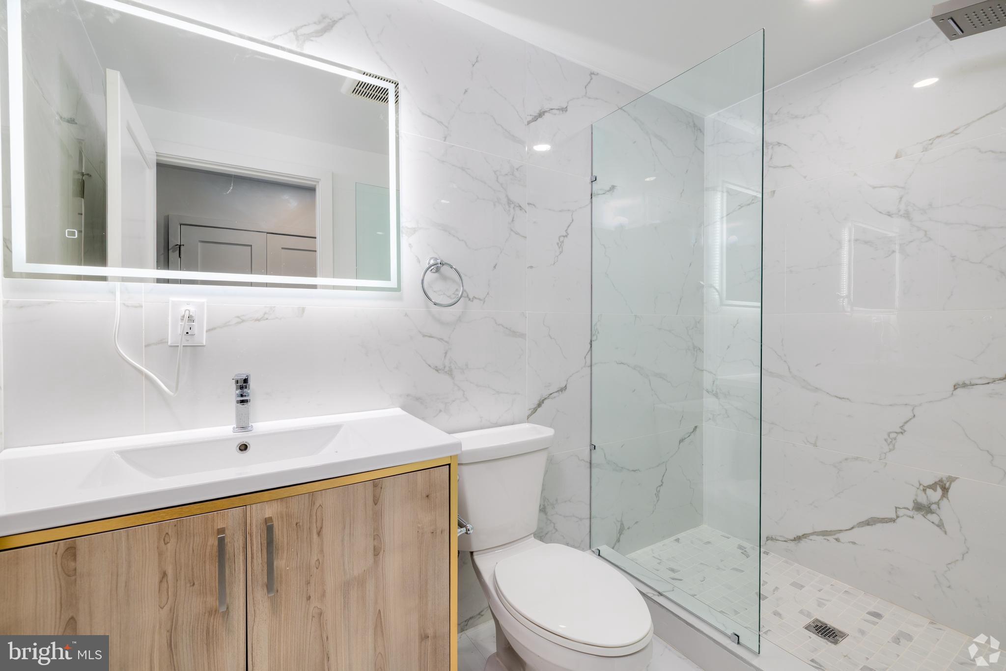 CENTER CITY - Residential Lease