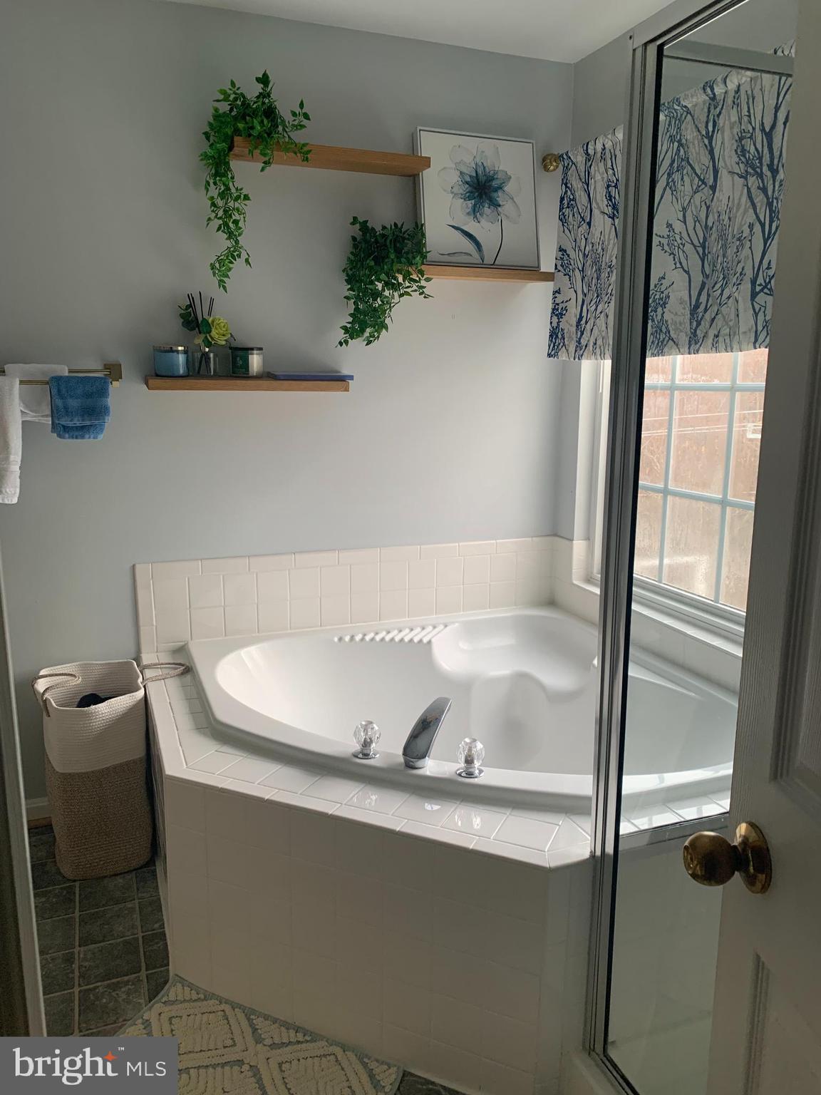 TOWNES AT COMPTON FARM - Residential Lease