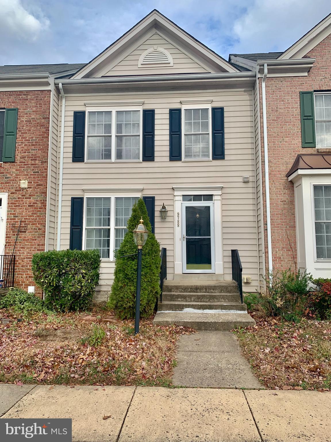 TOWNES AT COMPTON FARM - Residential Lease