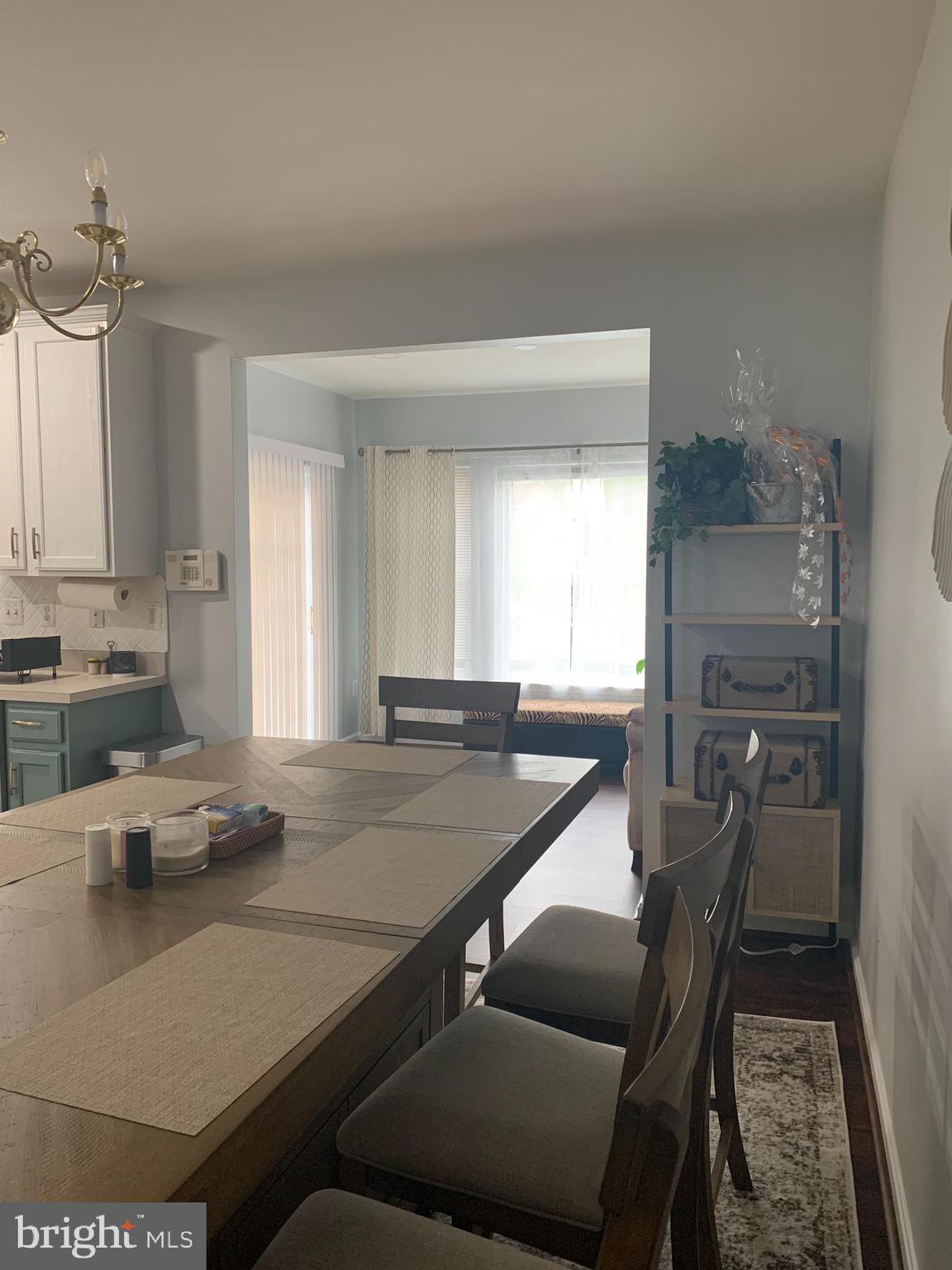 TOWNES AT COMPTON FARM - Residential Lease