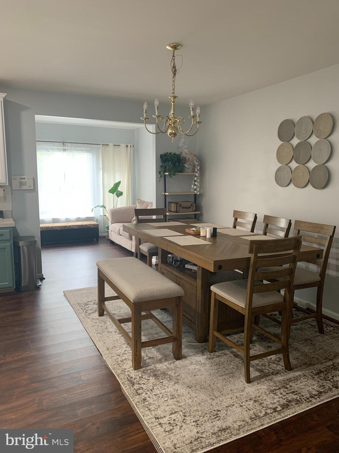 TOWNES AT COMPTON FARM - Residential Lease