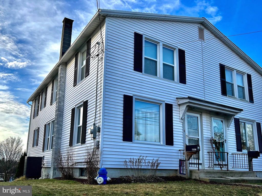 Photo of 922 BROAD ST, AKRON, PA 17501 (MLS # PALA2029454)