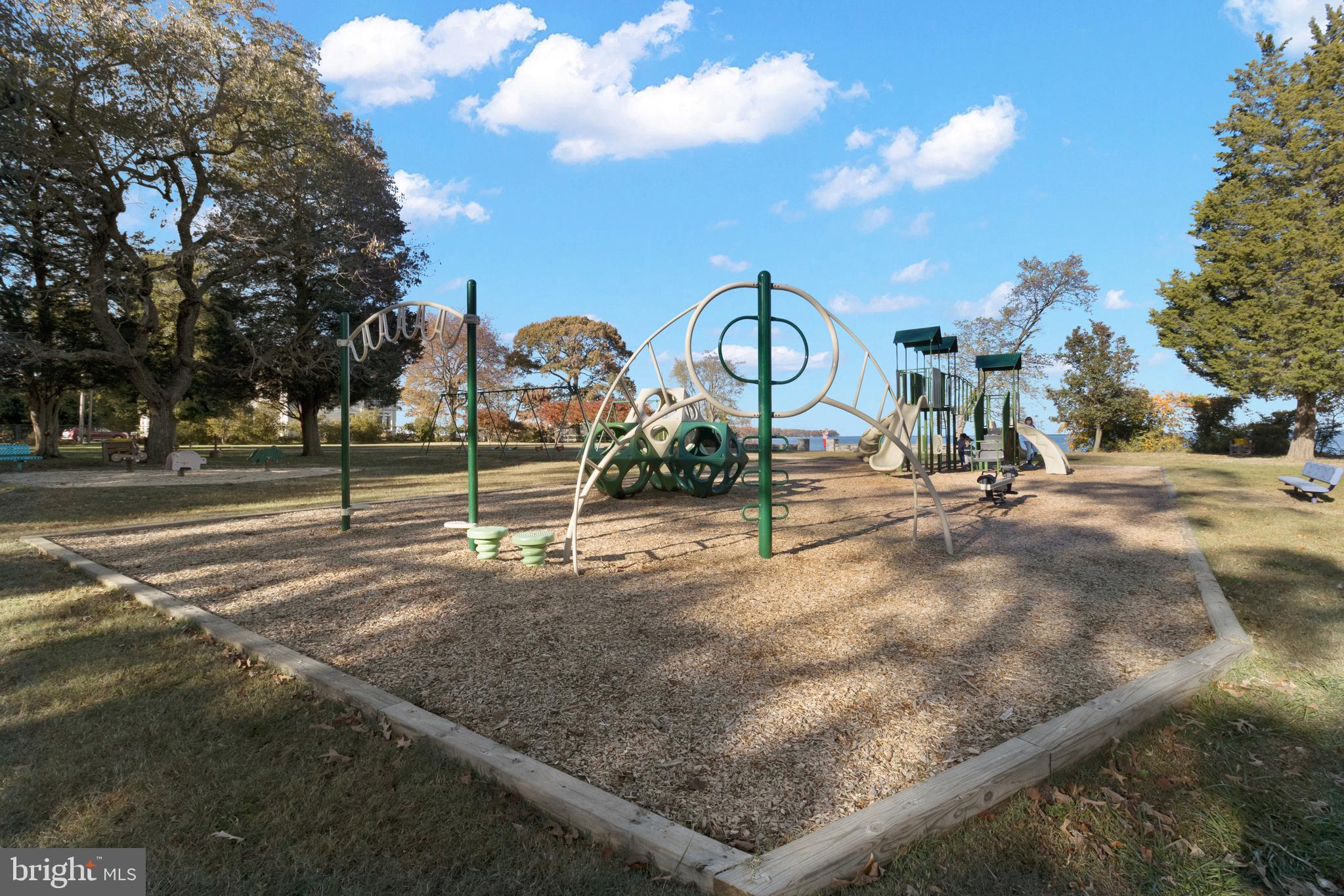 CAPE ST CLAIRE - Residential