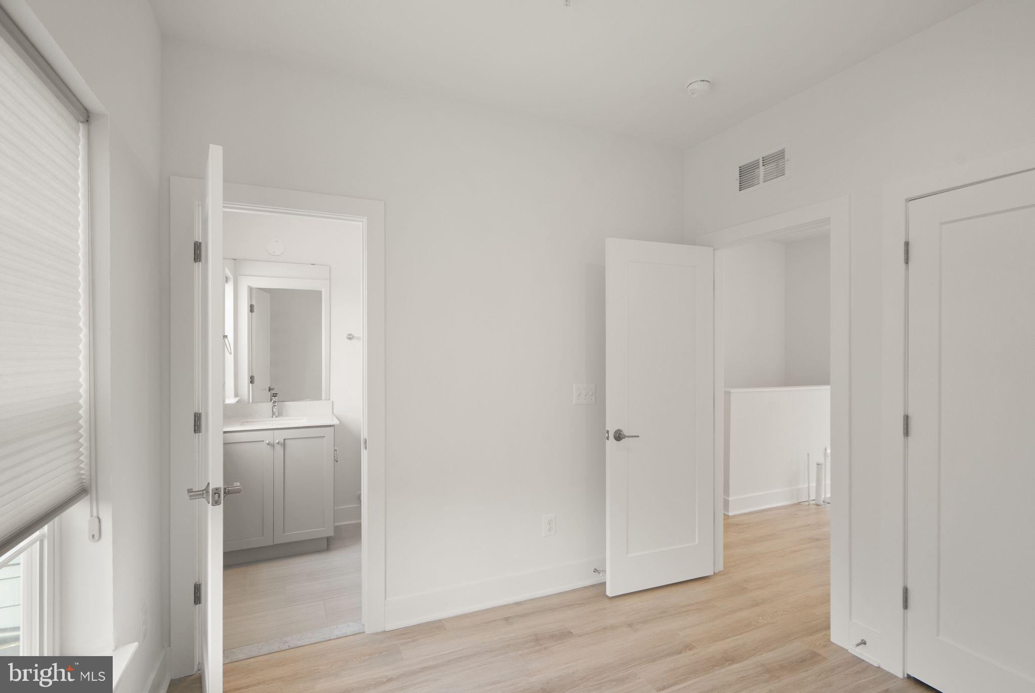 RESTON STATION - Residential