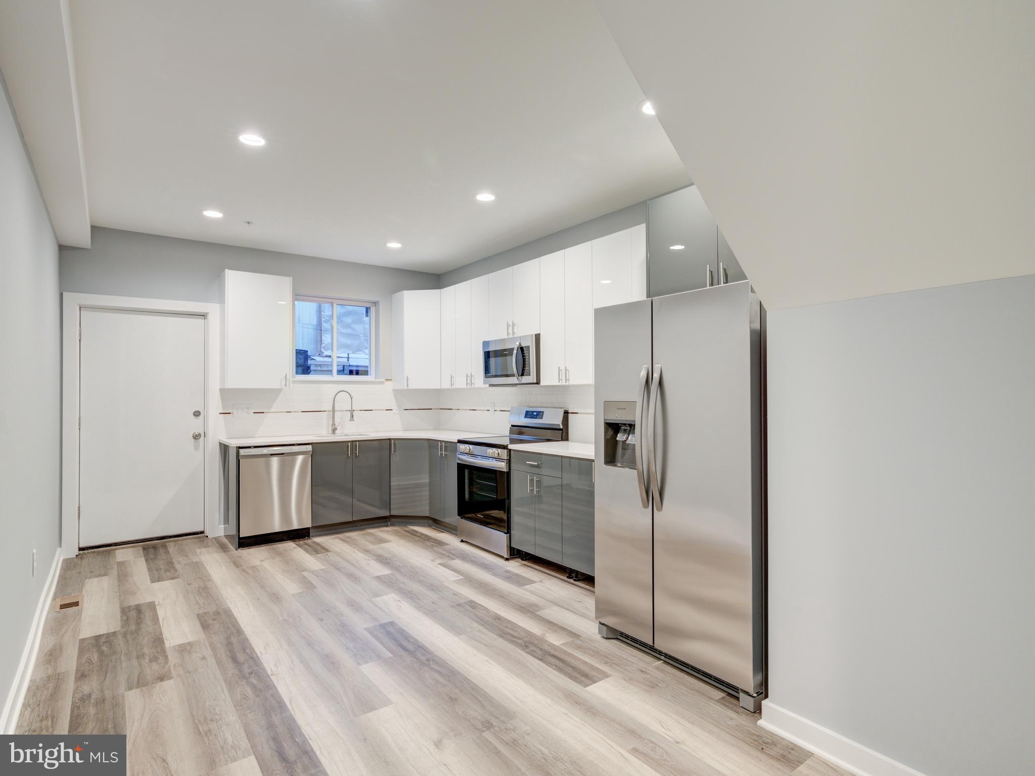 EAST PASSYUNK CROSSING - Residential