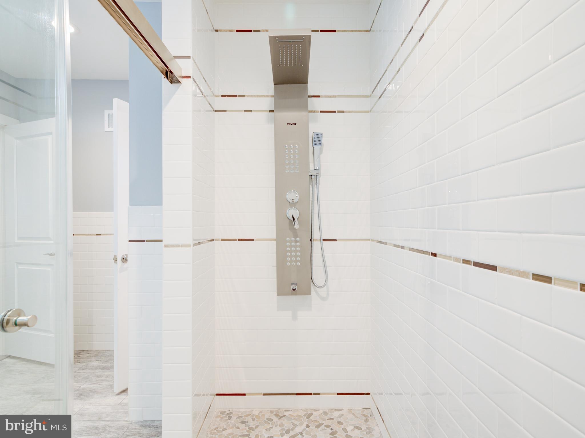 EAST PASSYUNK CROSSING - Residential