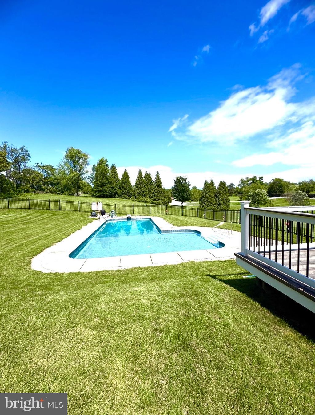 Photo of 865 Dry Run Road, GRANTVILLE, PA 17028 (MLS # PADA2056602)