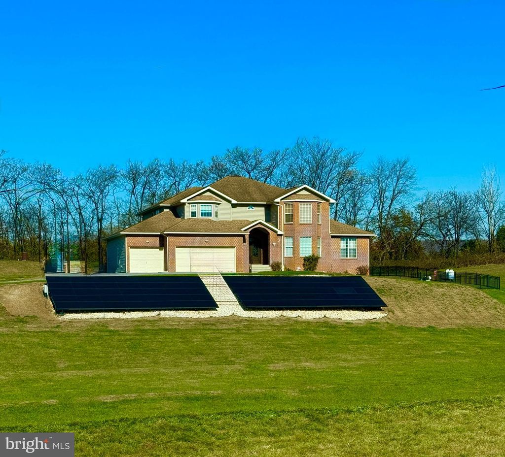 Photo of 865 Dry Run Road, GRANTVILLE, PA 17028 (MLS # PADA2056602)