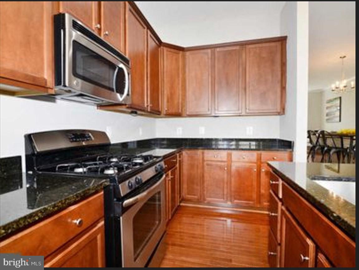 BRAMBLETON OVERLOOK - Residential Lease