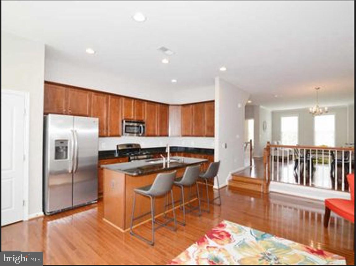 BRAMBLETON OVERLOOK - Residential Lease