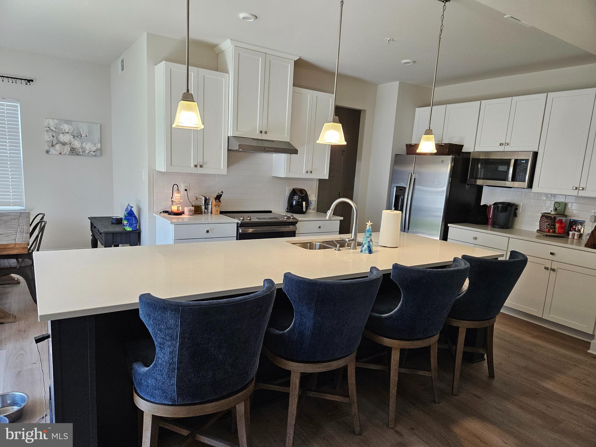 PERRY'S RETREAT - Residential