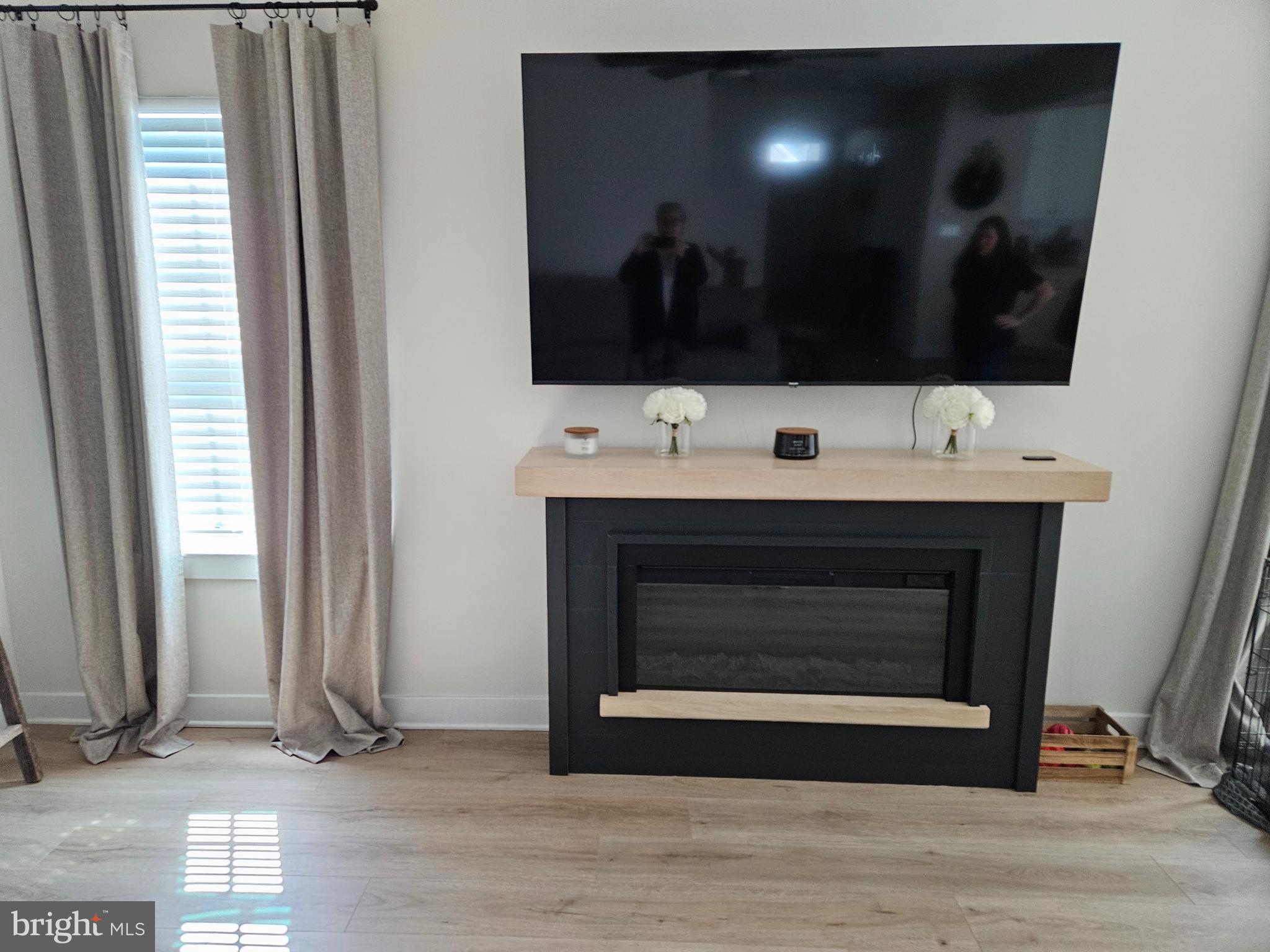 PERRY'S RETREAT - Residential