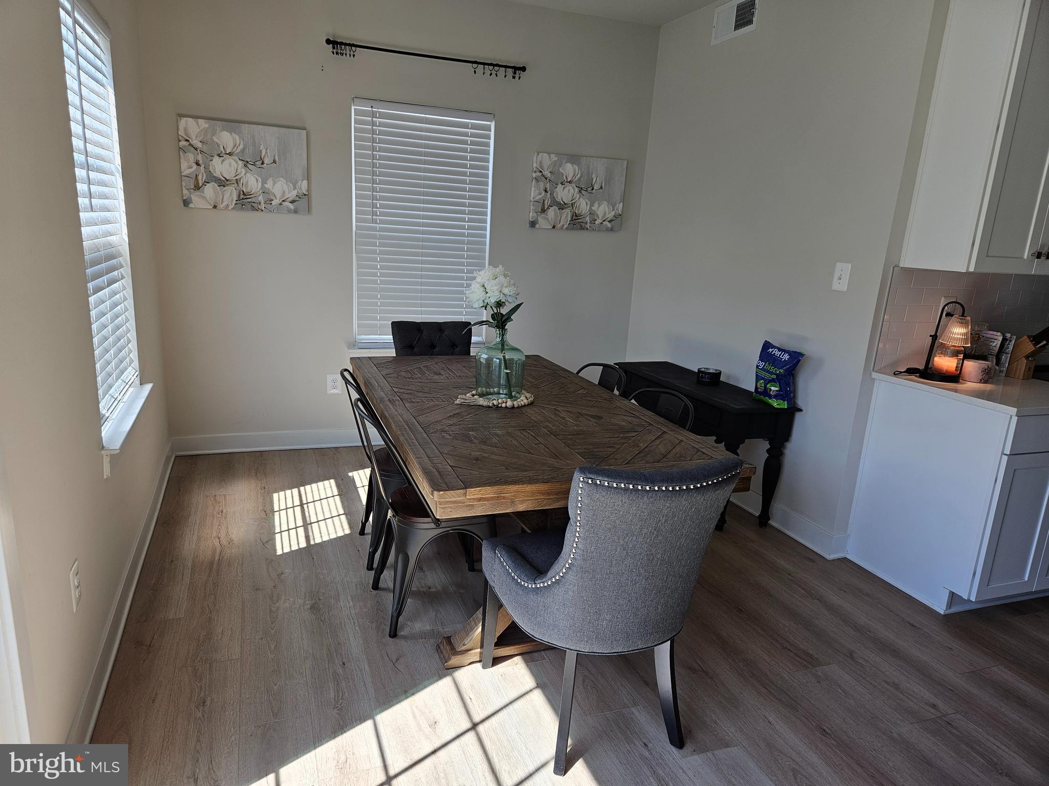 PERRY'S RETREAT - Residential