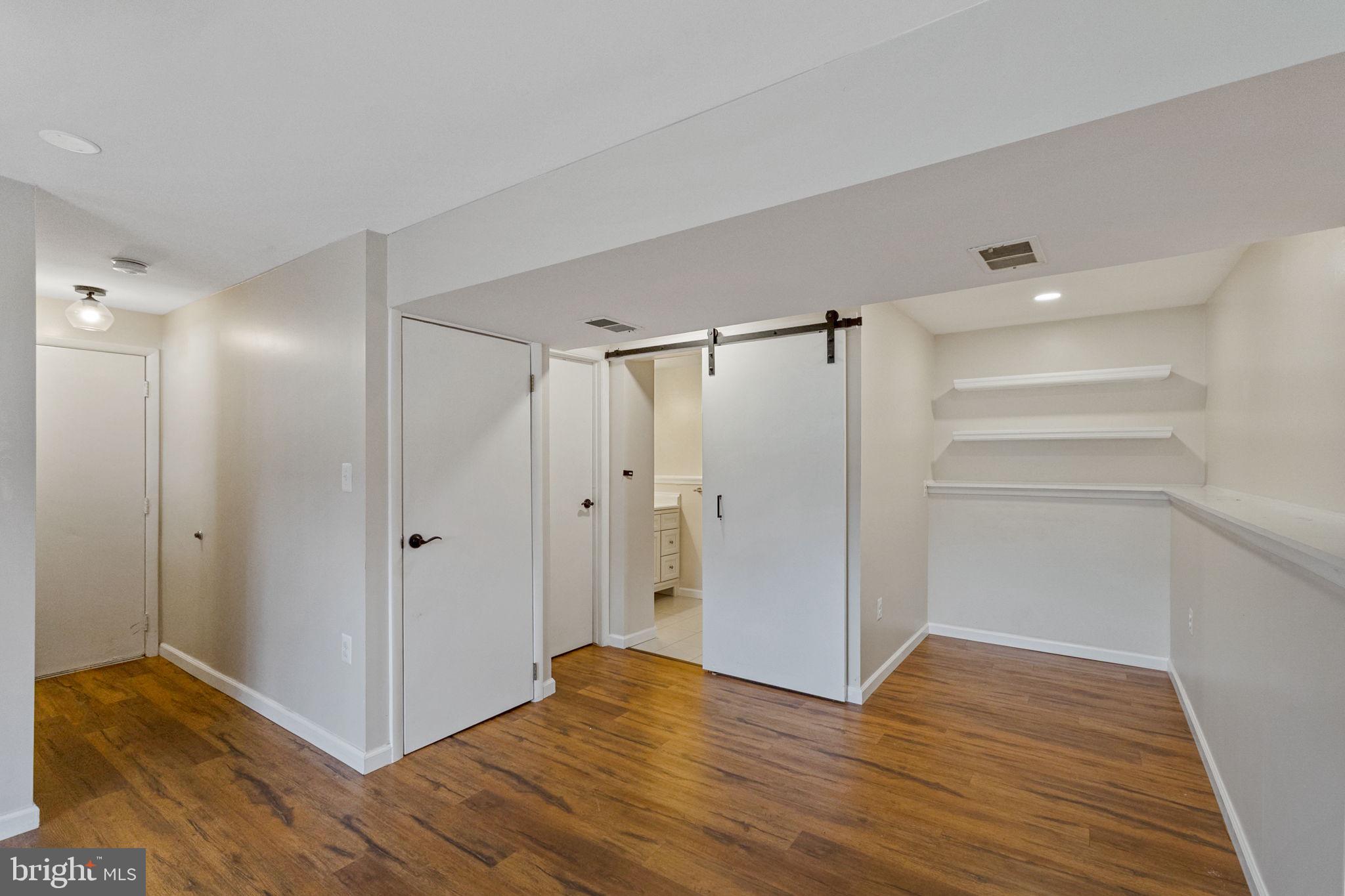 AMBER MEADOWS - Residential