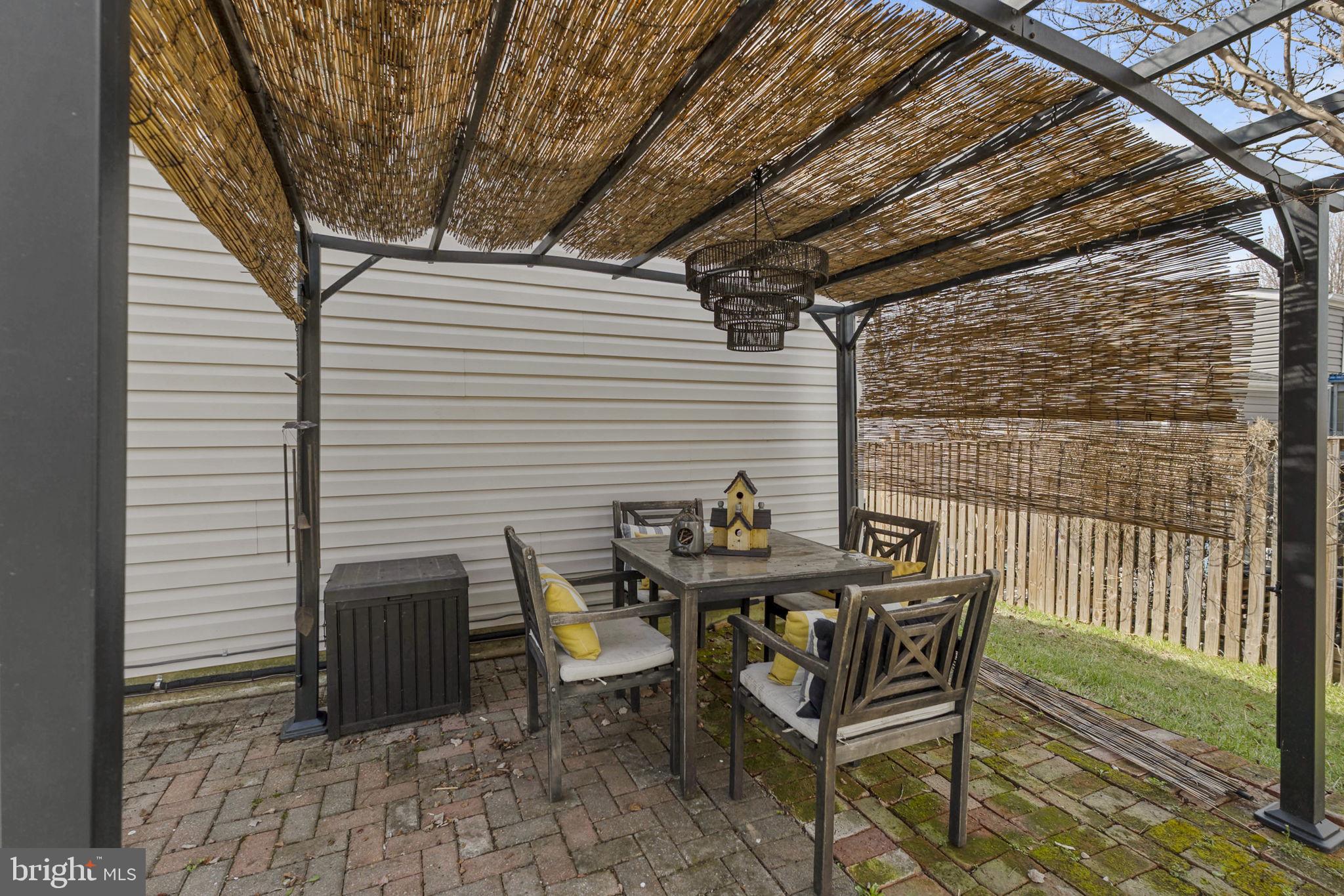 AMBER MEADOWS - Residential