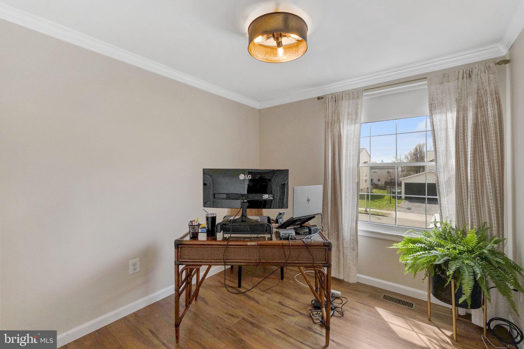 AMBER MEADOWS - Residential