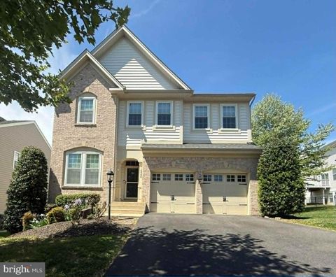 Photo of 16380 Rusty Rudder Drive, WOODBRIDGE, VA 22191 (MLS # VAPW2117830)