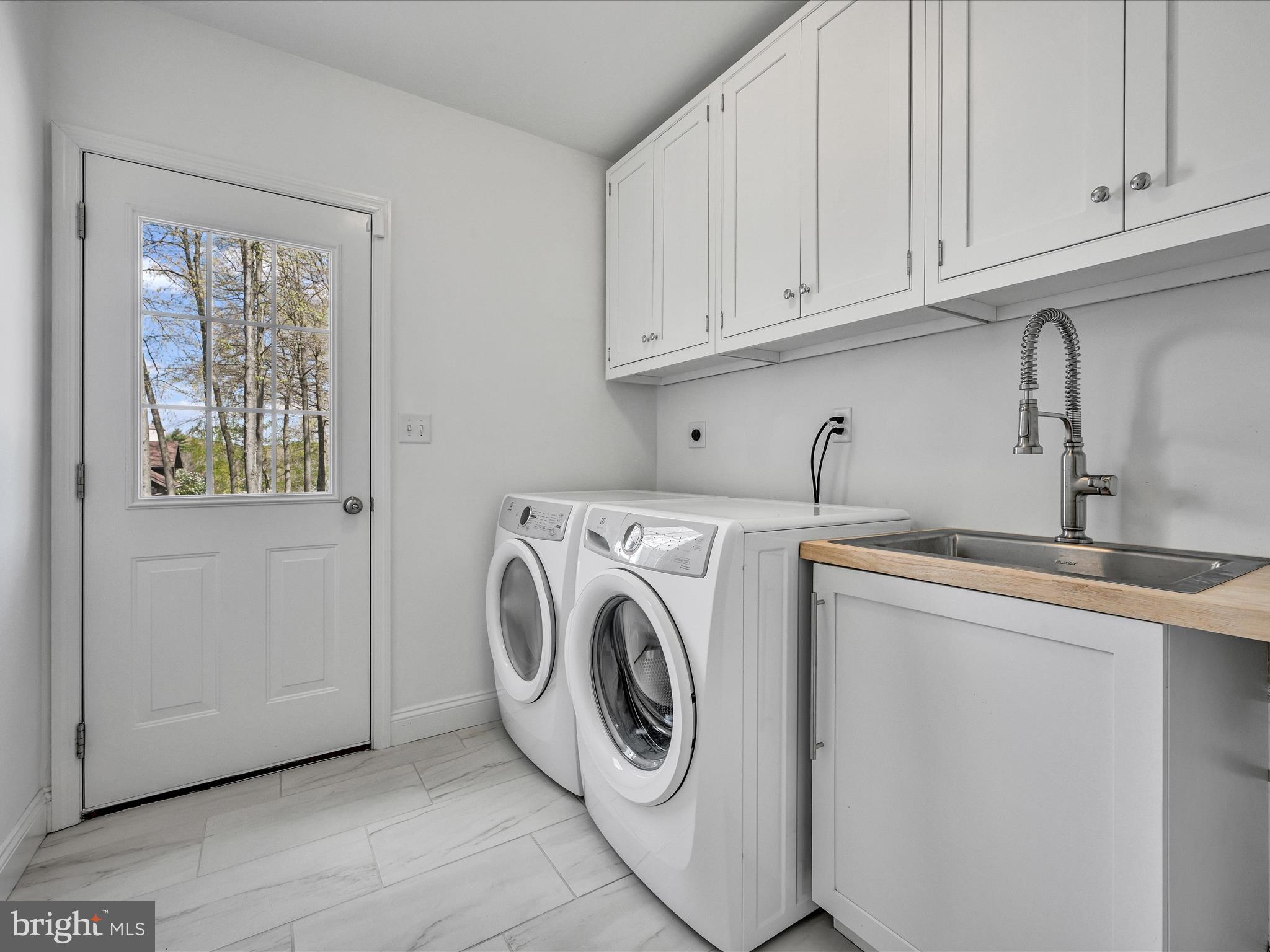 NORWEGIAN WOODS - Residential